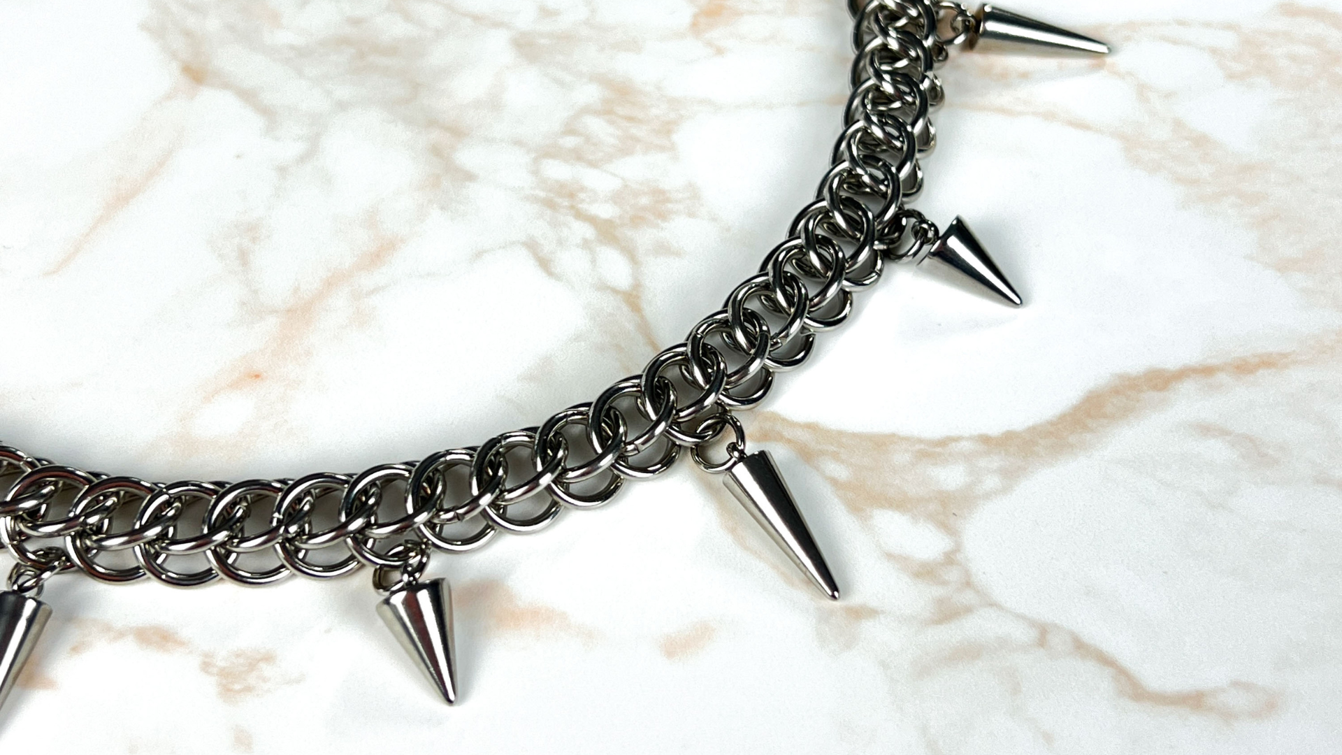 chainmail necklace baguette magick