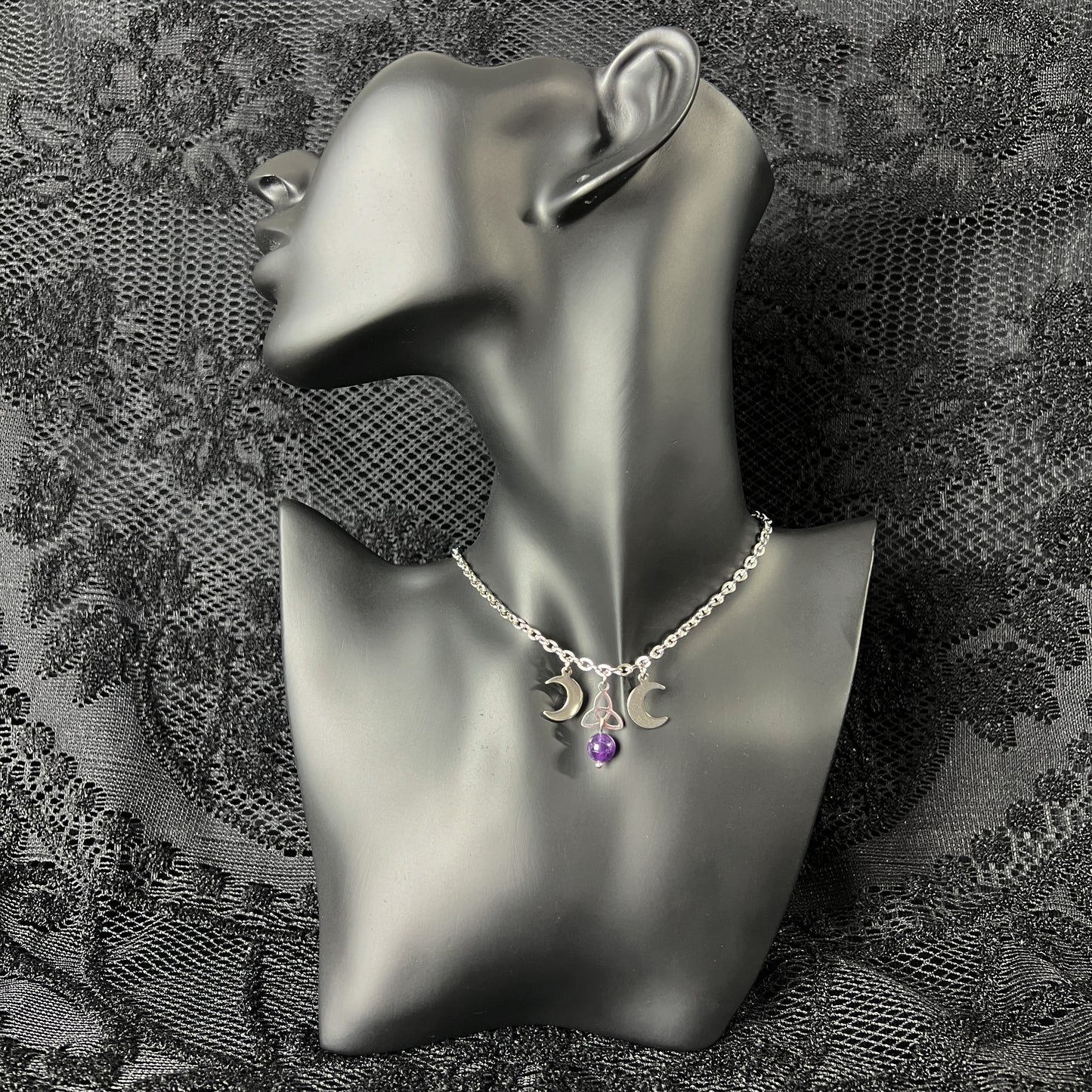 Triple moon Triquetra necklace made of stainless steel and gemstone Baguette Magick