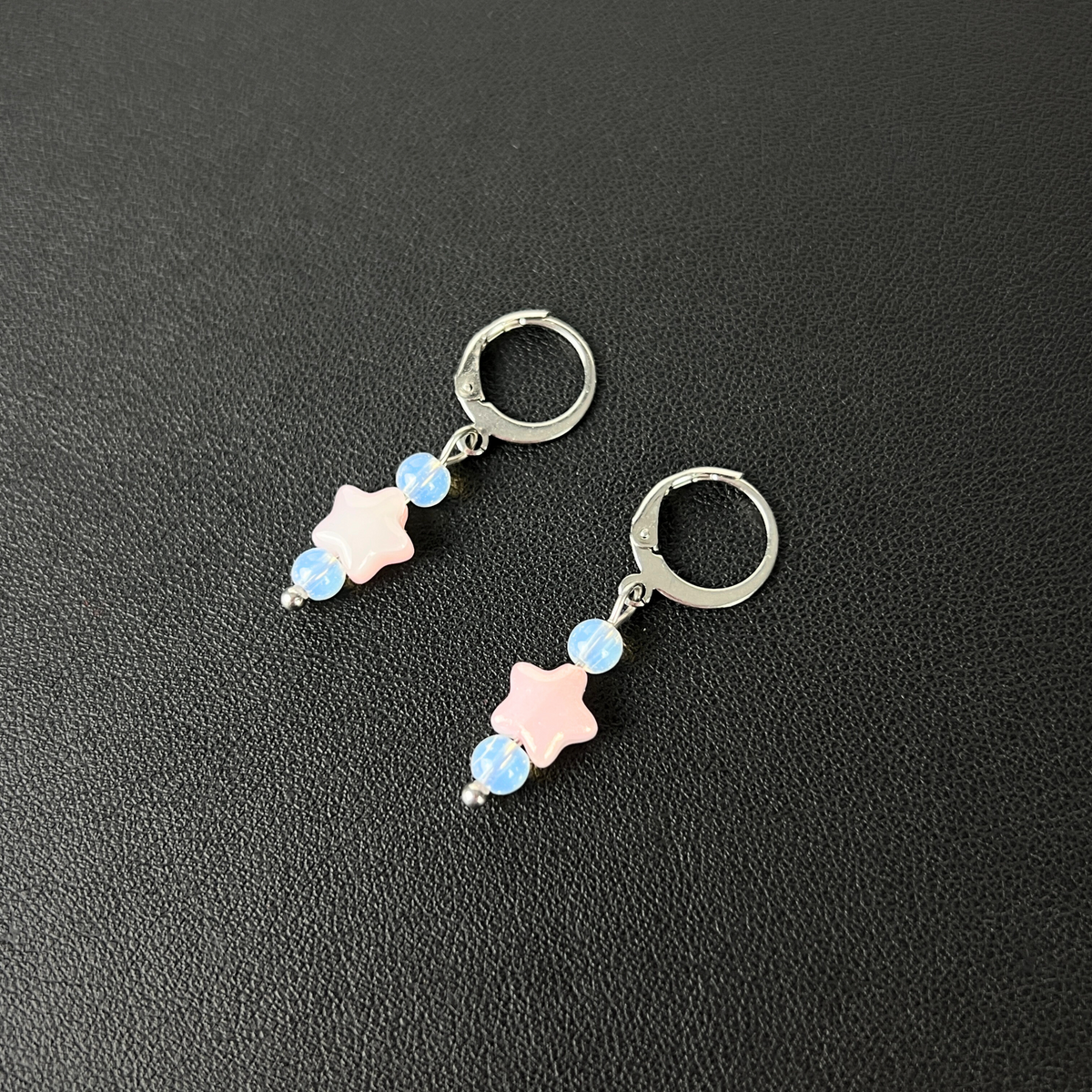 Pastel stars earrings, sweet and cute jewelry, opalite, acrylic, stainless steel Baguette Magick