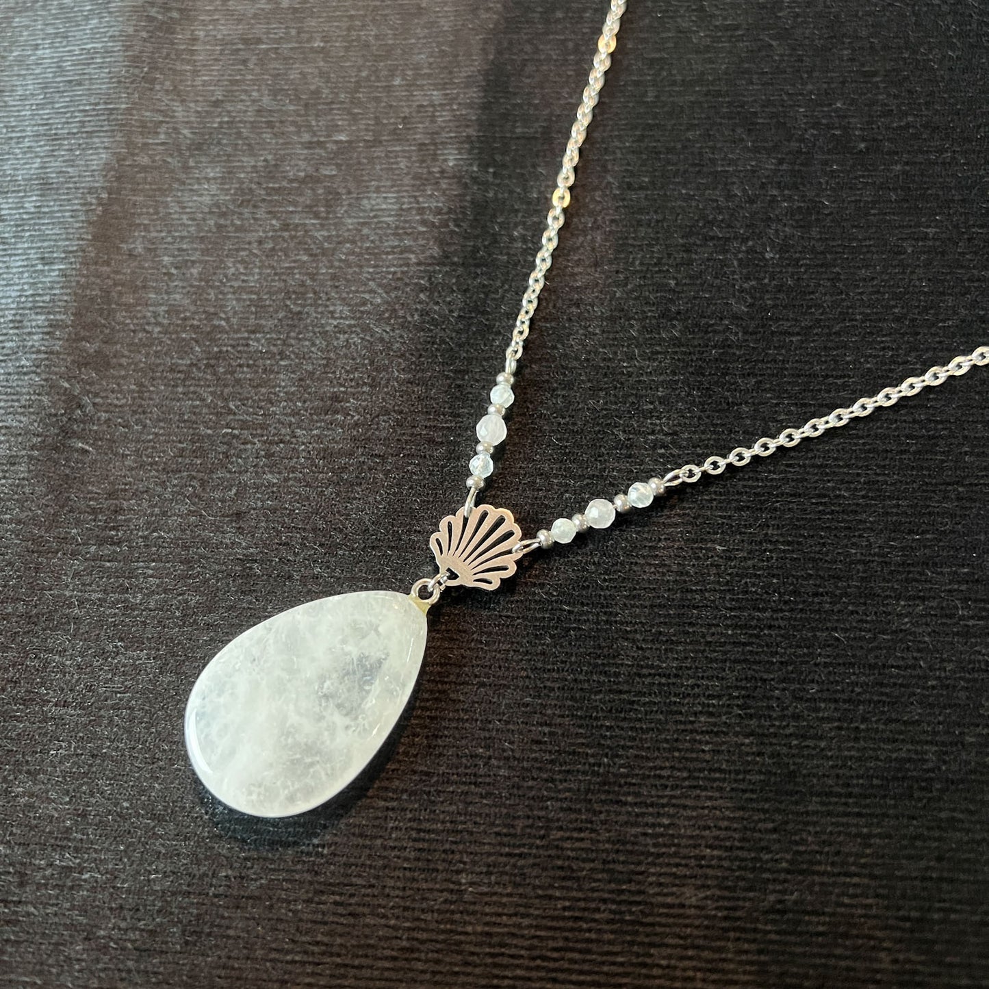 Aphrodite necklace quartz, moonstone, rose quartz and stainless steel Baguette Magick