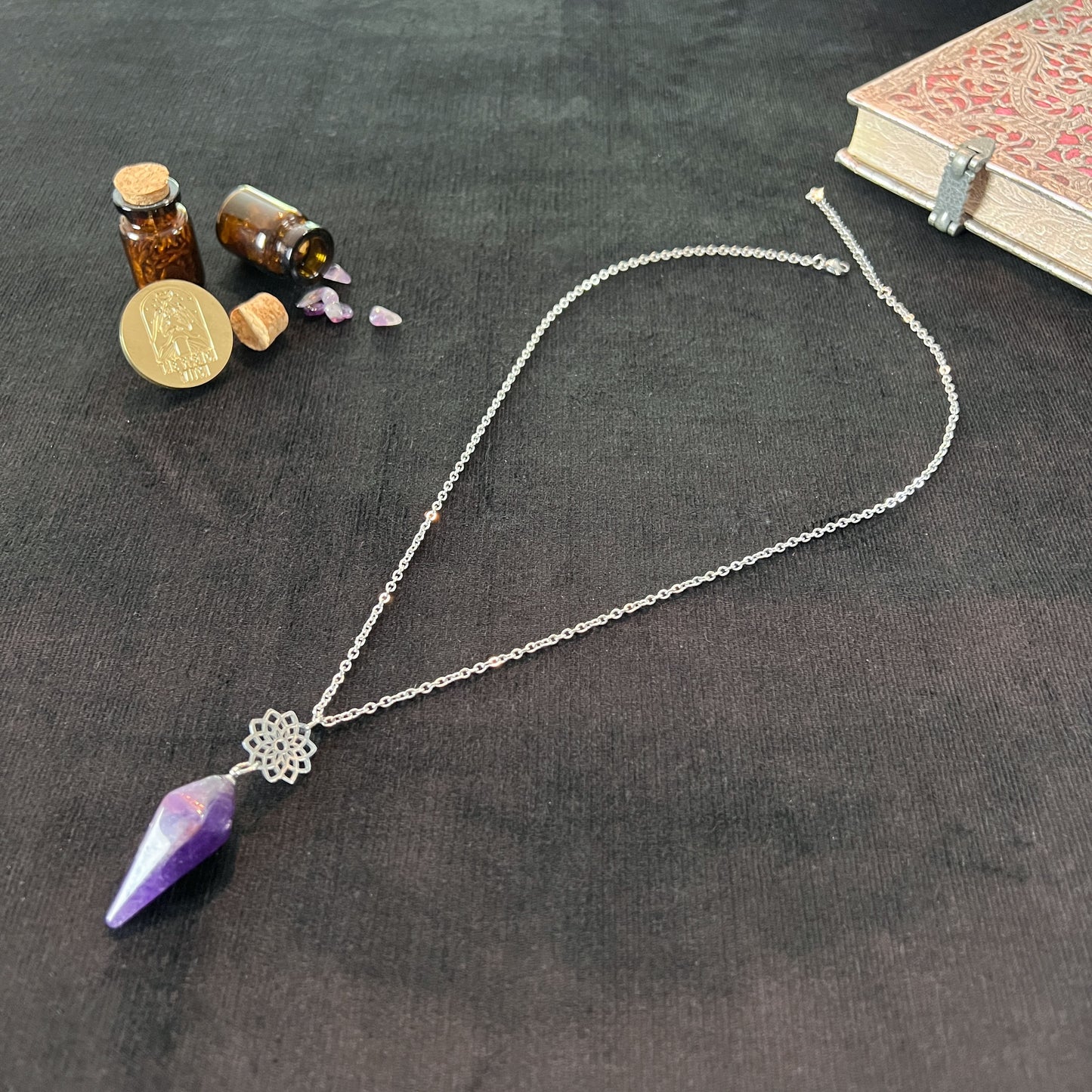 Amethyst and sacred geometry mandala pendulum necklace, stainless steel Baguette Magick