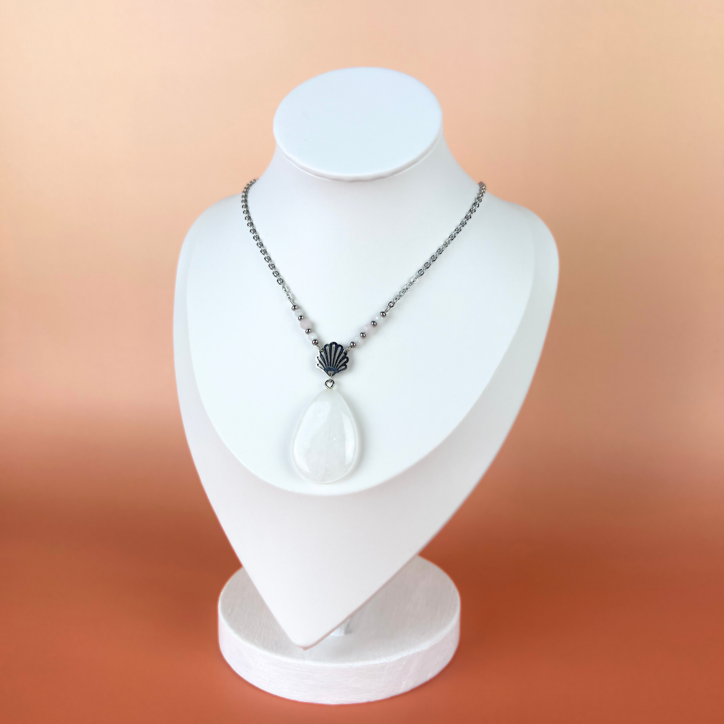 Aphrodite necklace quartz, moonstone, rose quartz and stainless steel Baguette Magick