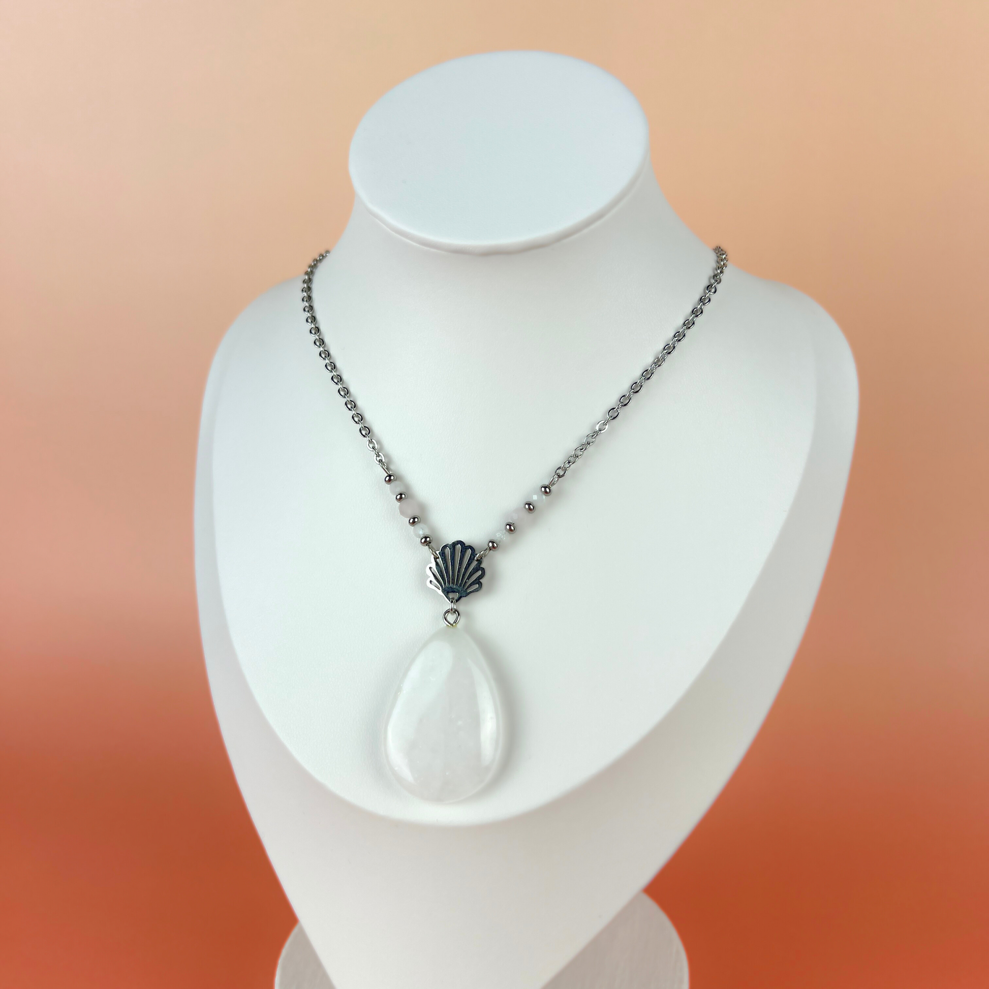 Aphrodite necklace quartz, moonstone, rose quartz and stainless steel Baguette Magick