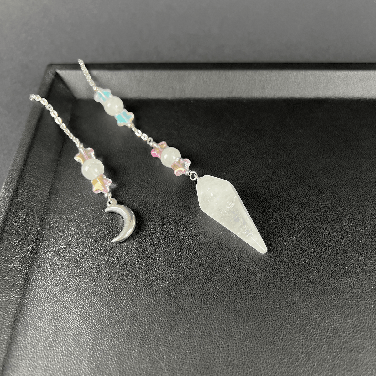 Quartz, stars and Moon cute dowsing pendulum, stainless steel Baguette Magick