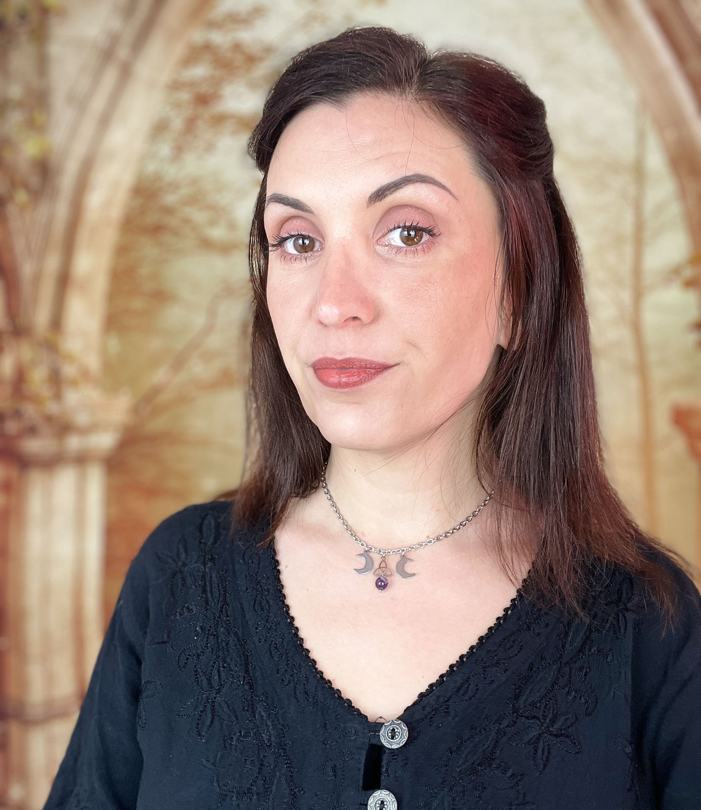 Triple moon Triquetra necklace made of stainless steel and gemstone Baguette Magick