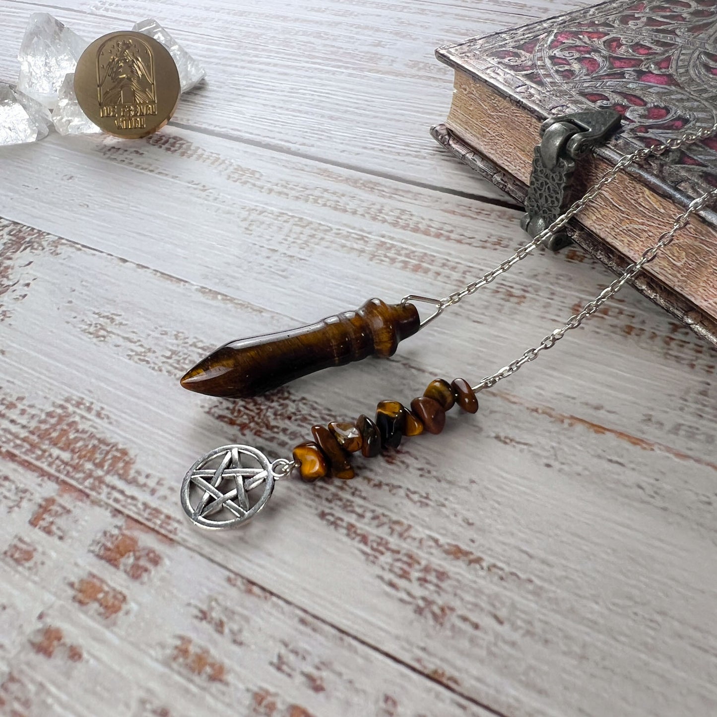 Egyptian Thot pendulum tiger eye and pentacle - The French Witch shop