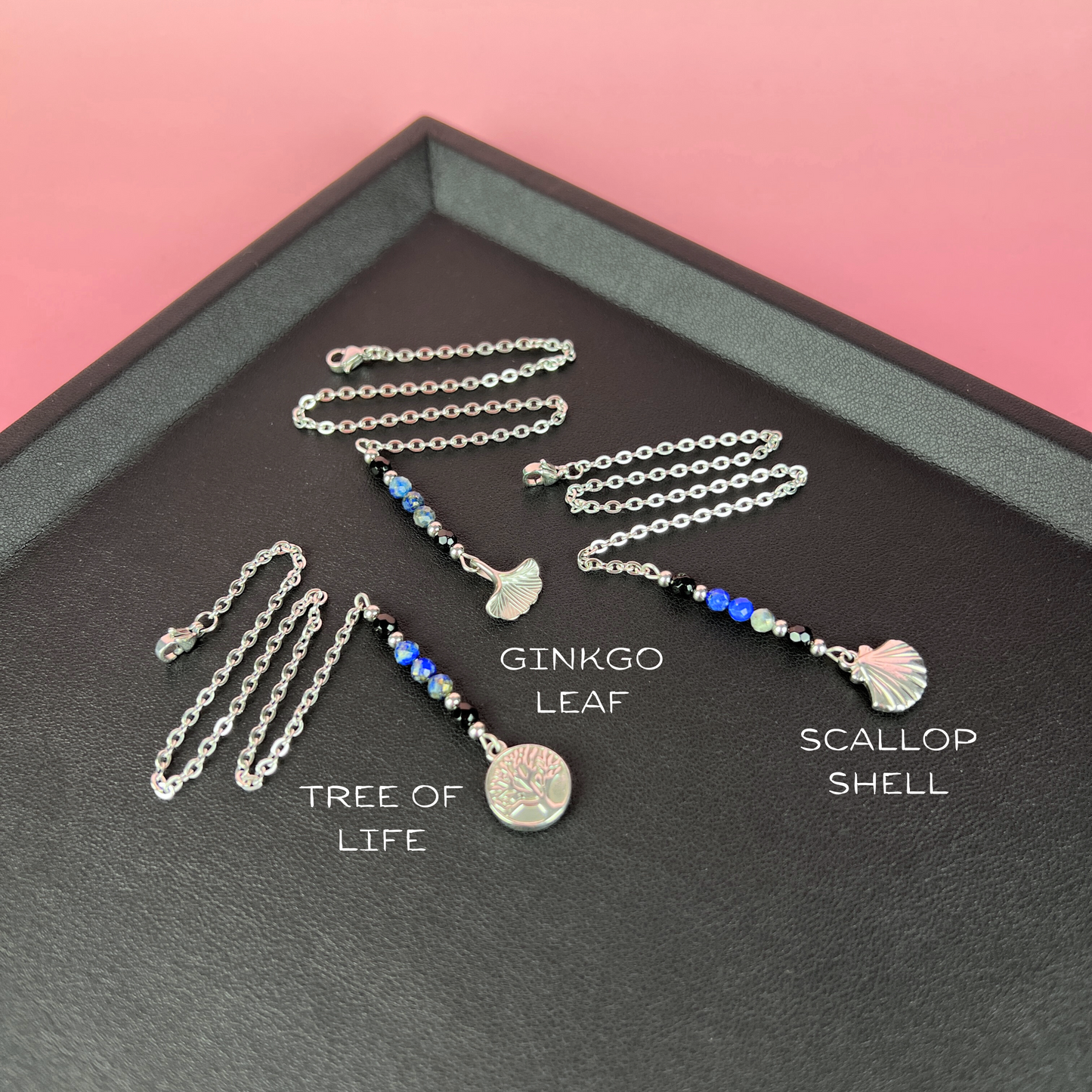 Pendulum chain, Onyx and Lapis Lazuli, Ginkgo leaf, Tree of life, Scallop shell Baguette Magick