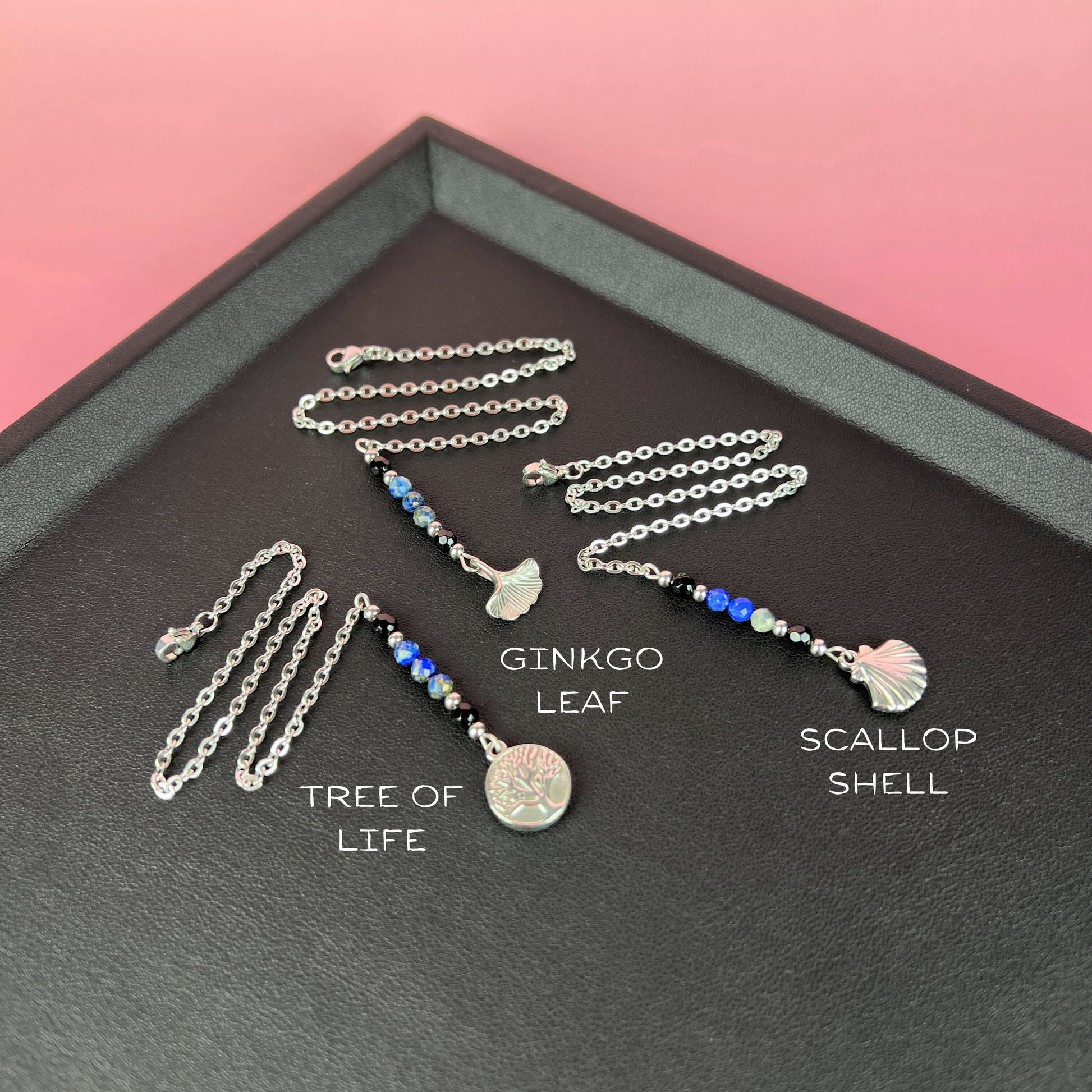 Pendulum chain, Onyx and Lapis Lazuli, Ginkgo leaf, Tree of life, Scallop shell Baguette Magick