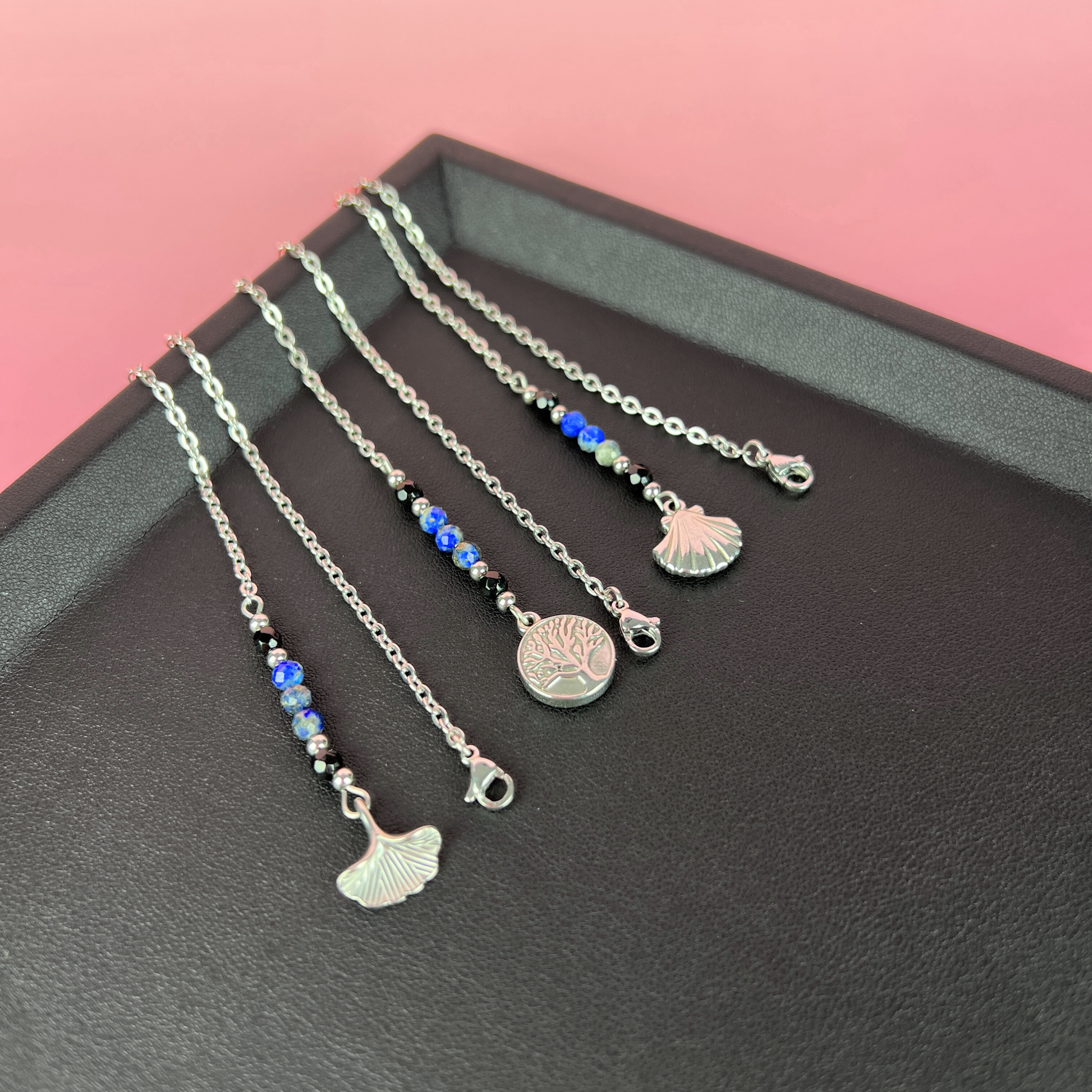 Pendulum chain, Onyx and Lapis Lazuli, Ginkgo leaf, Tree of life, Scallop shell Baguette Magick