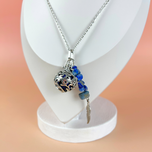 Lapis lazuli locket necklace Baguette Magick