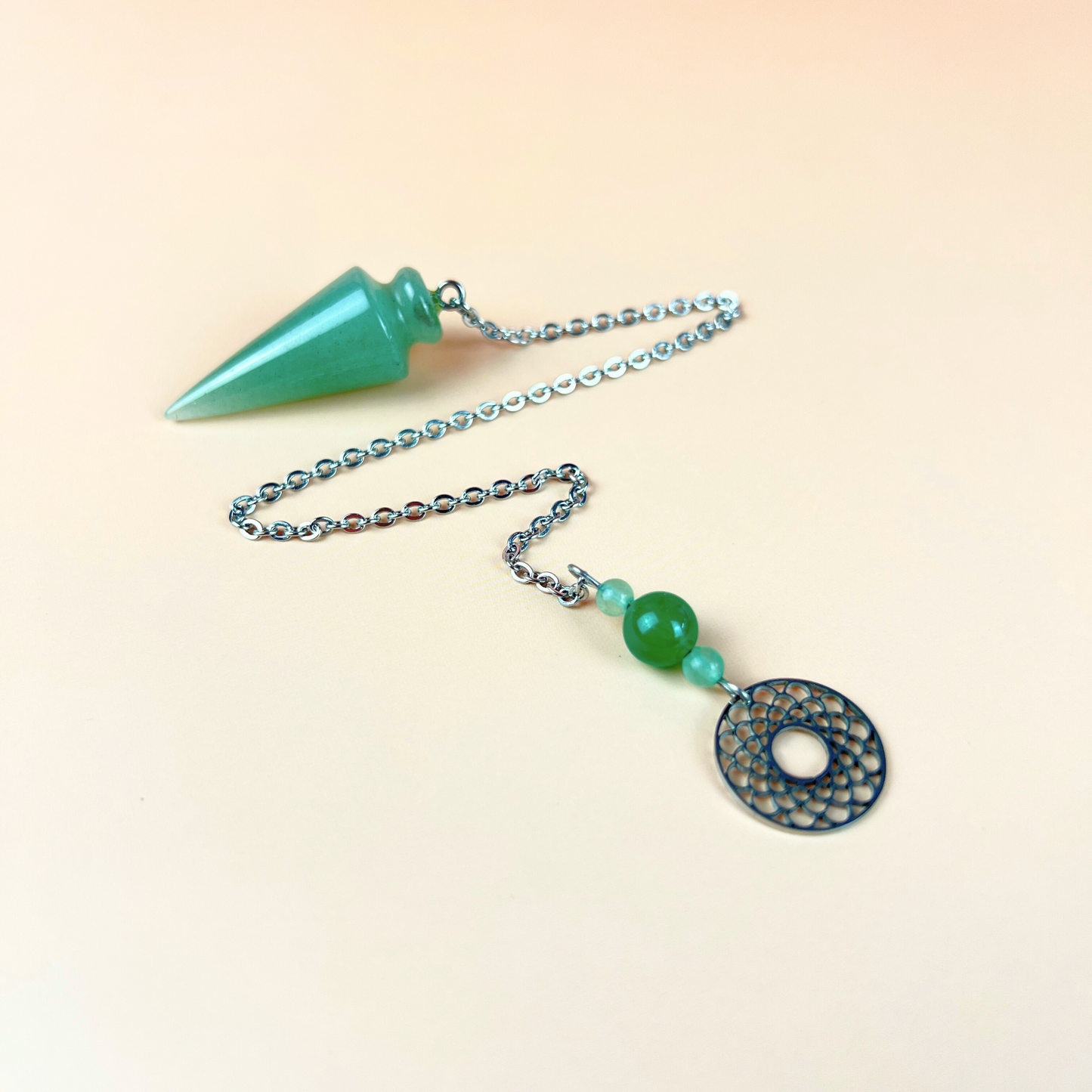 Aventurine pendulum with a geometric charm Baguette Magick