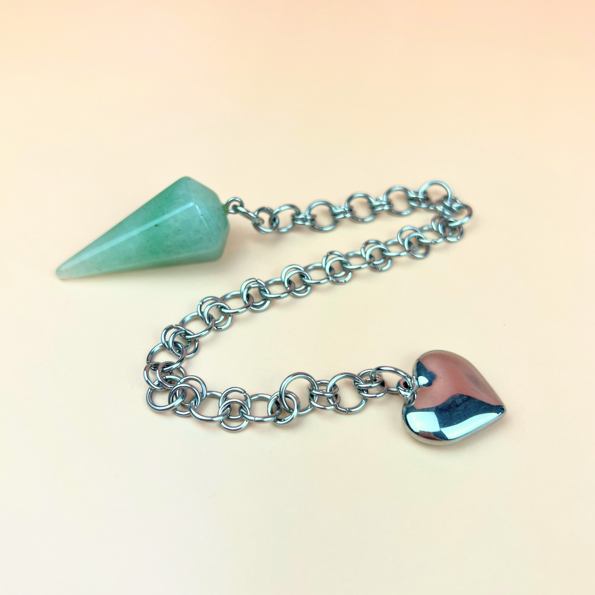 Puffy heart and aventurine gemstone chainmail pendulum Baguette Magick