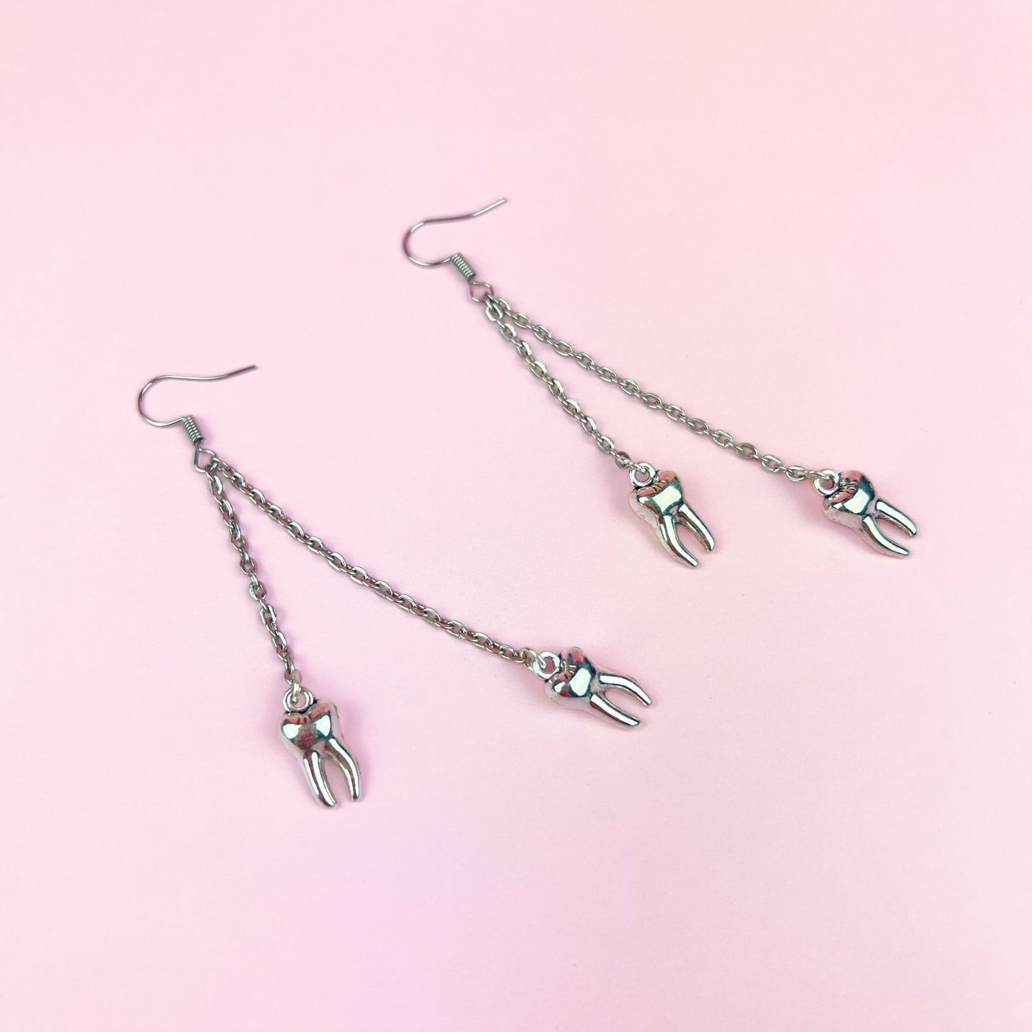 Gothic teeth earrings Baguette Magick