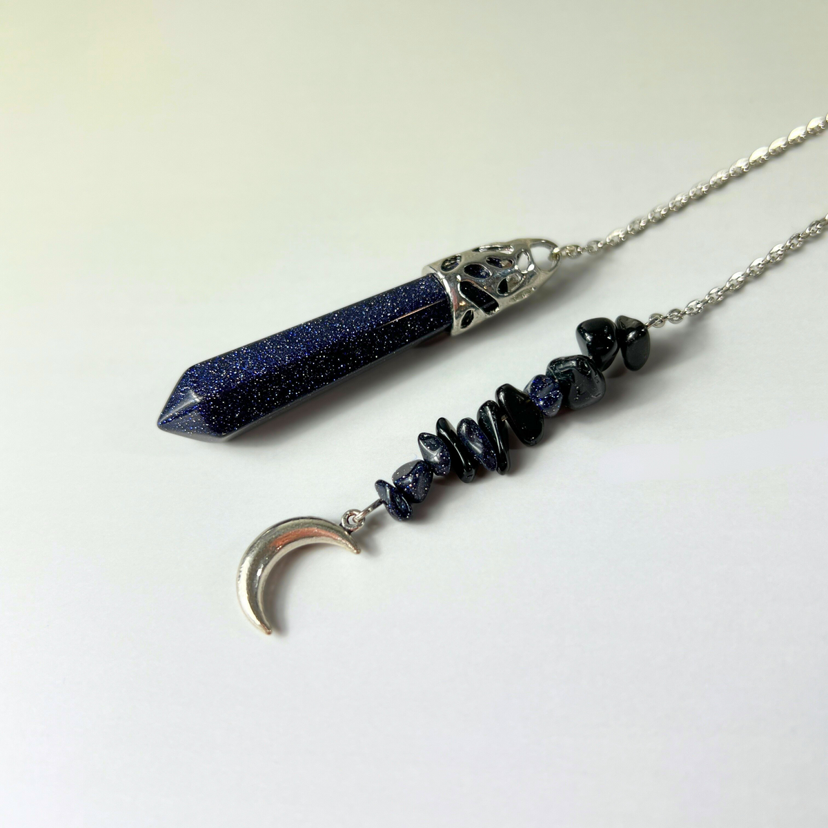Blue sandstone pendulum with a Moon charm Baguette Magick