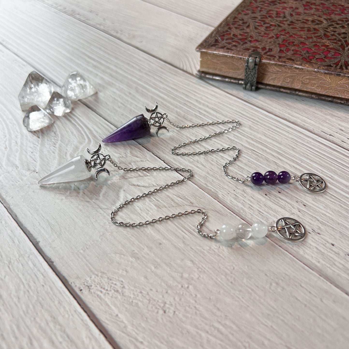 gemstone divination dowsing pendulum triple moon pentacle wiccan pagan witch wizard tool amethyst clear quartz