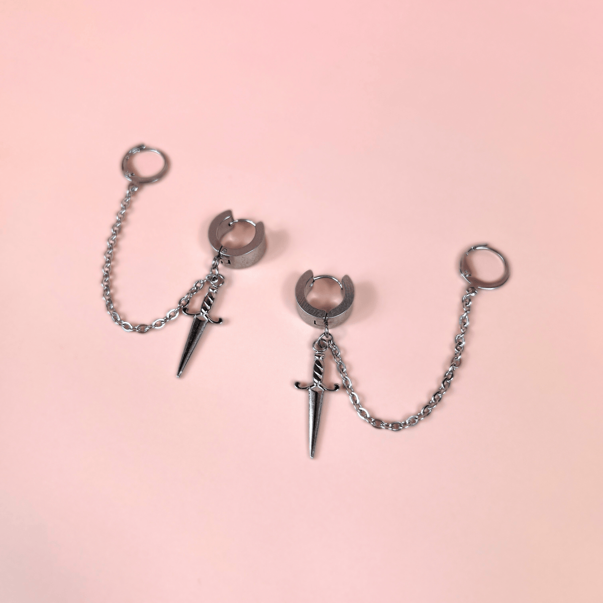 Dagger ear plug holder earrings Baguette Magick