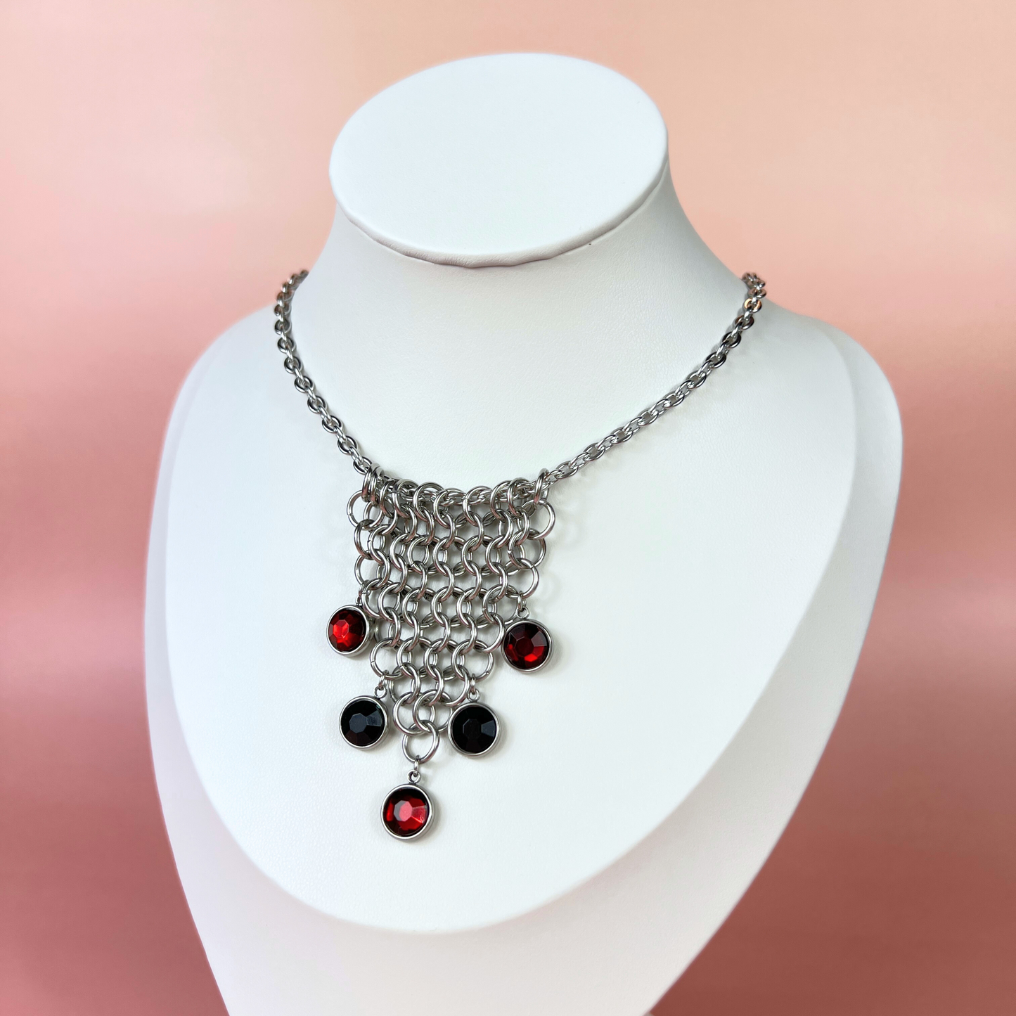 Black and red rhinestones chainmail choker, European 4 in 1 Baguette Magick