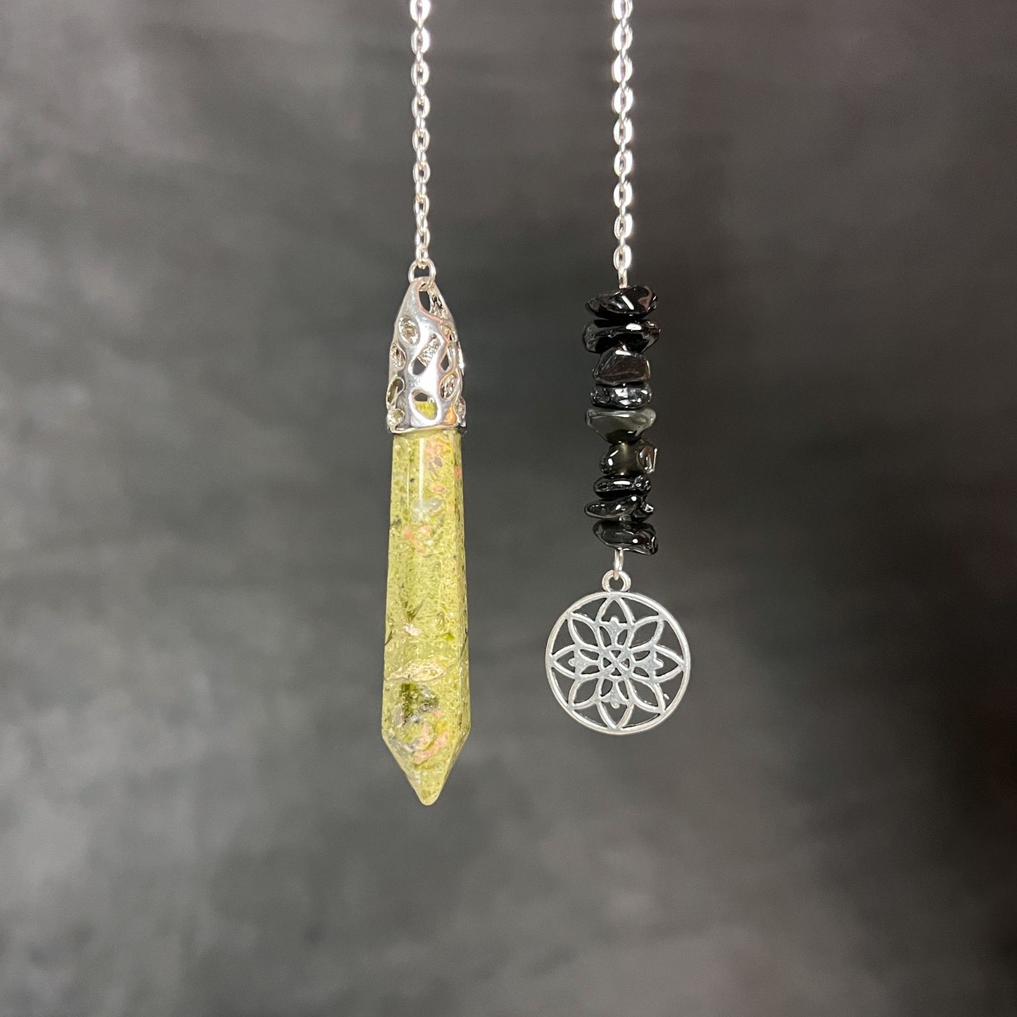 Unakite and obsidian beads geometric flower pendulum Baguette Magick