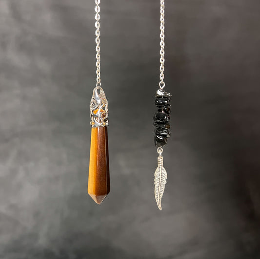 Tiger eye, obsidian and feather pendulum Baguette Magick