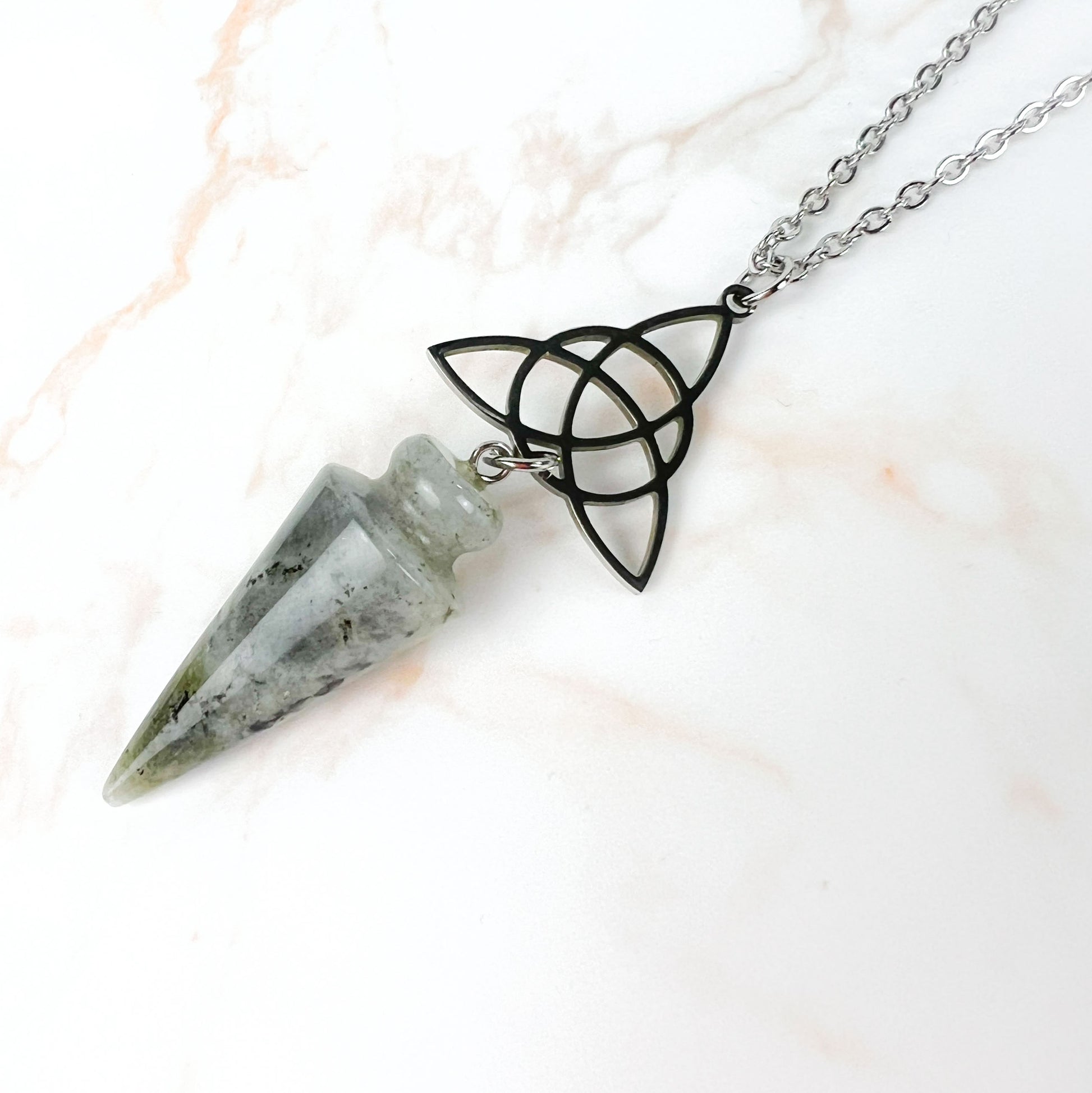 Labradorite and triquetra Celtic knot pendulum necklace, stainless steel Baguette Magick