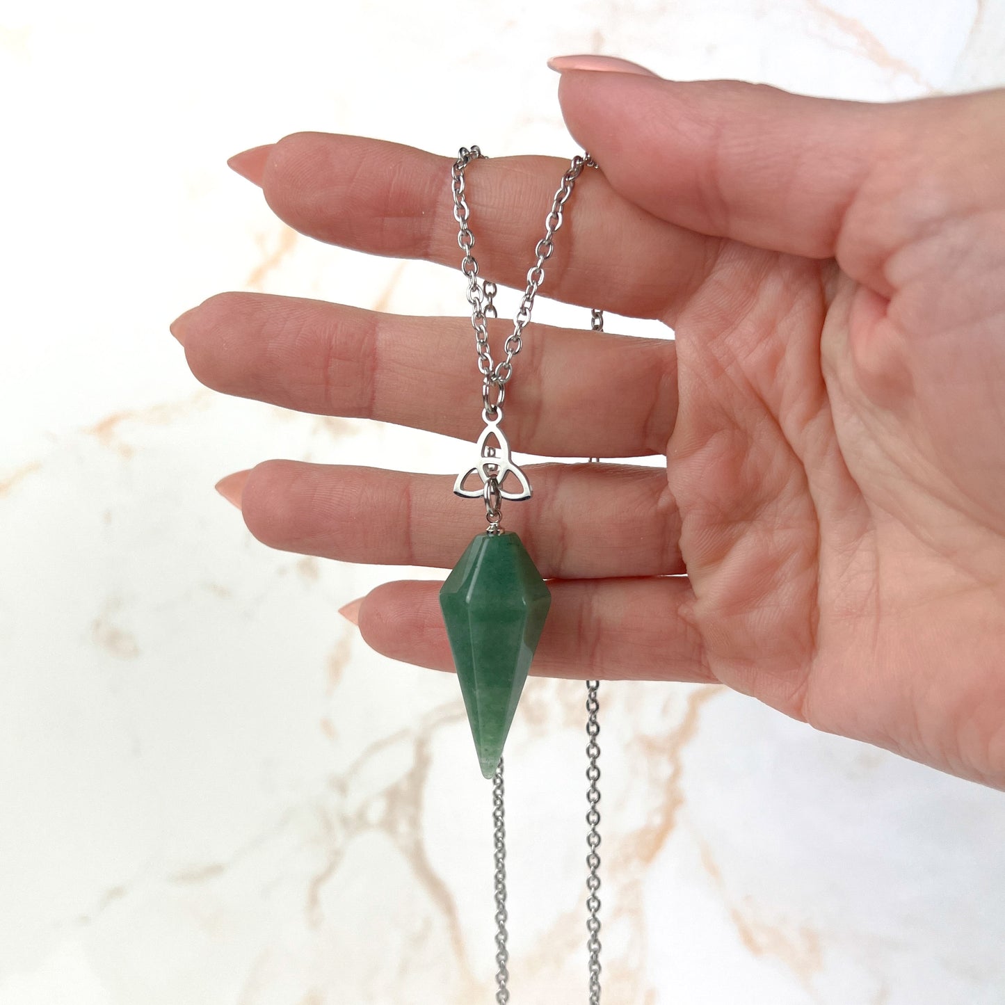 Aventurine and triquetra Celtic knot pendulum necklace, stainless steel Baguette Magick