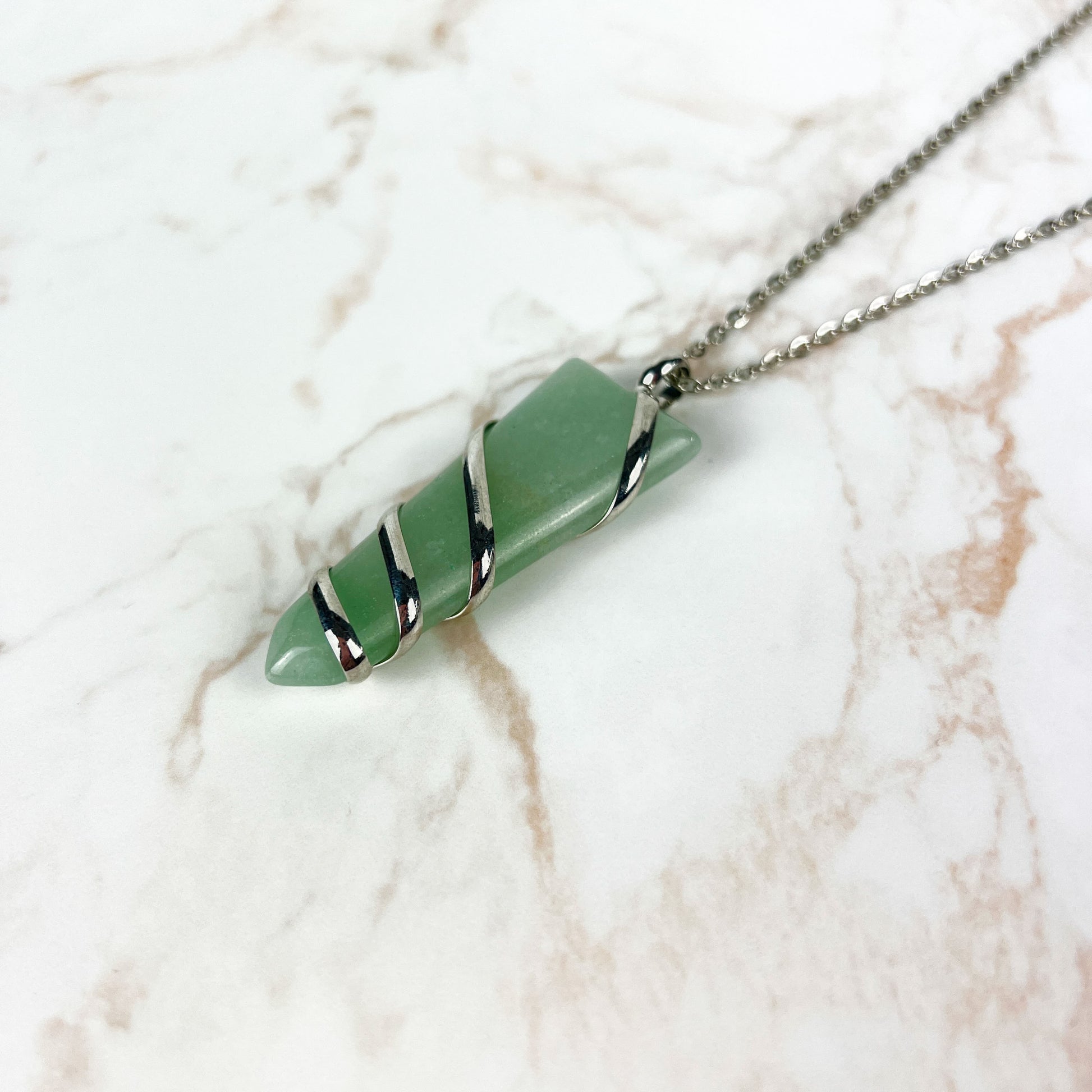 Aventurine spiral triangle necklace Baguette Magick