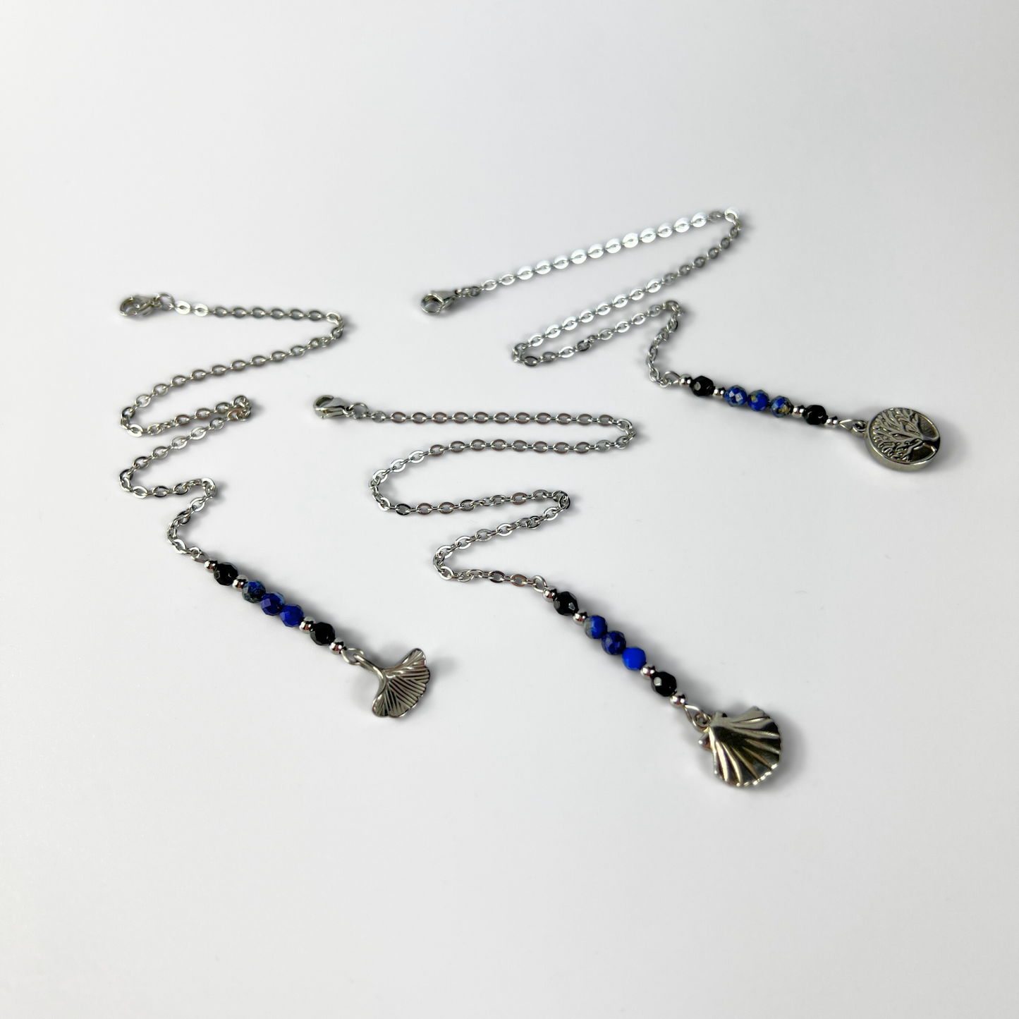 Chaîne pendule, Onyx et Lapis Lazuli, Feuille de Ginkgo, Arbre de vie, Coquille Saint-Jacques