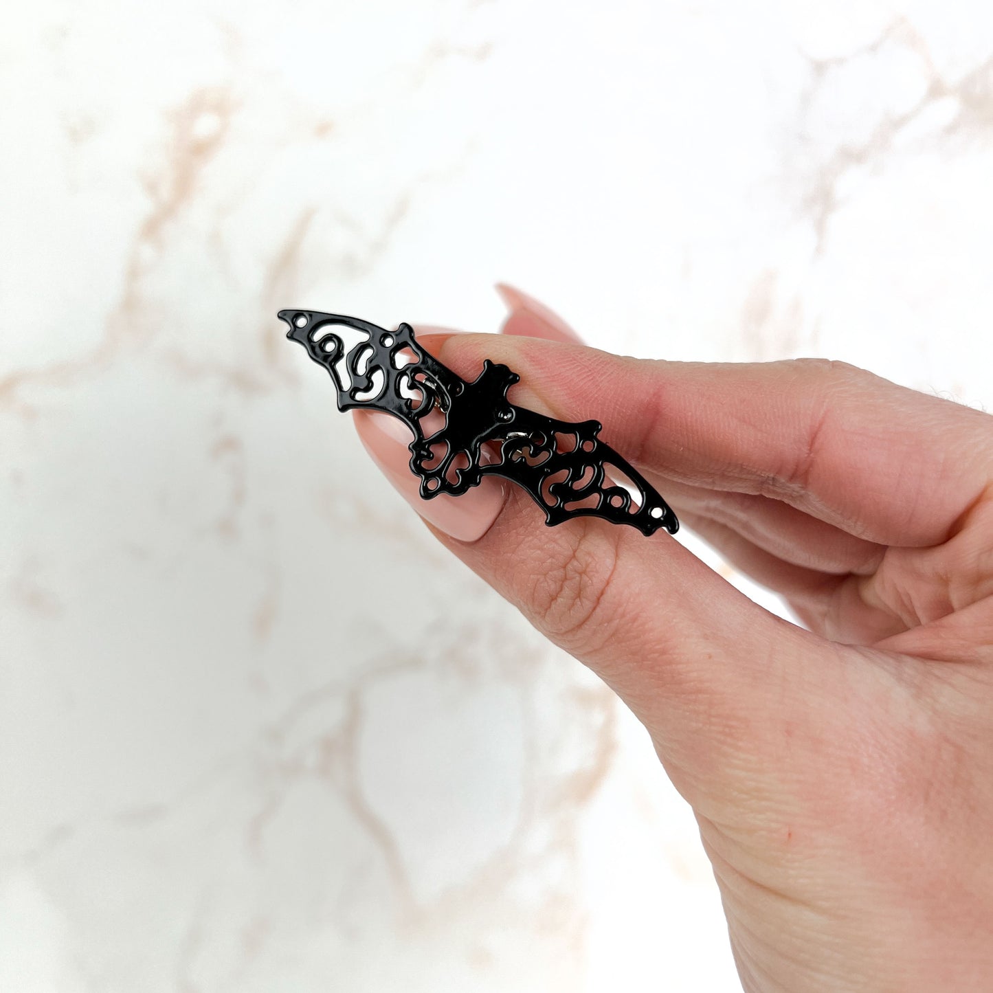 Gothic black bat brooch Baguette Magick