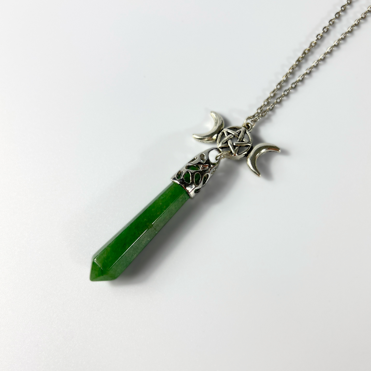 Aventurine and pentacle triple Moon pagan pendulum necklace Baguette Magick