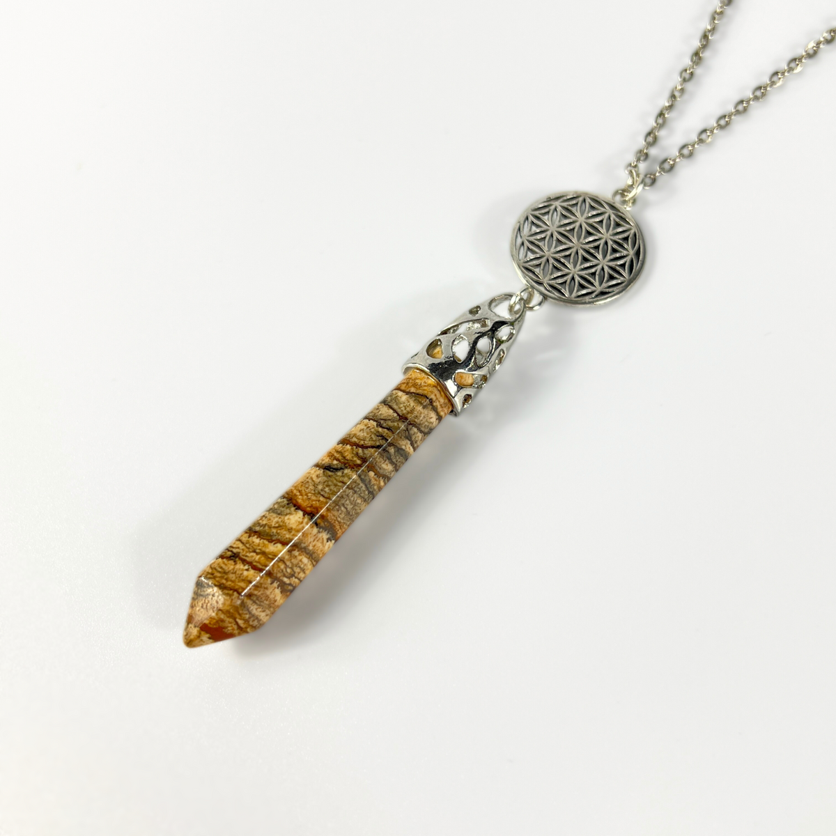 Collier pendule de divination photo jaspe et fleur de vie