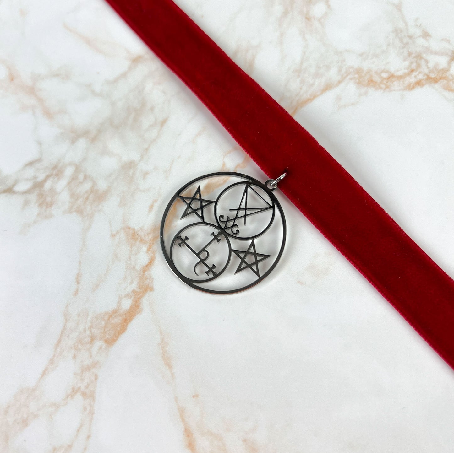 Red velvet Luciferian occult witch choker, stainless steel Baguette Magick
