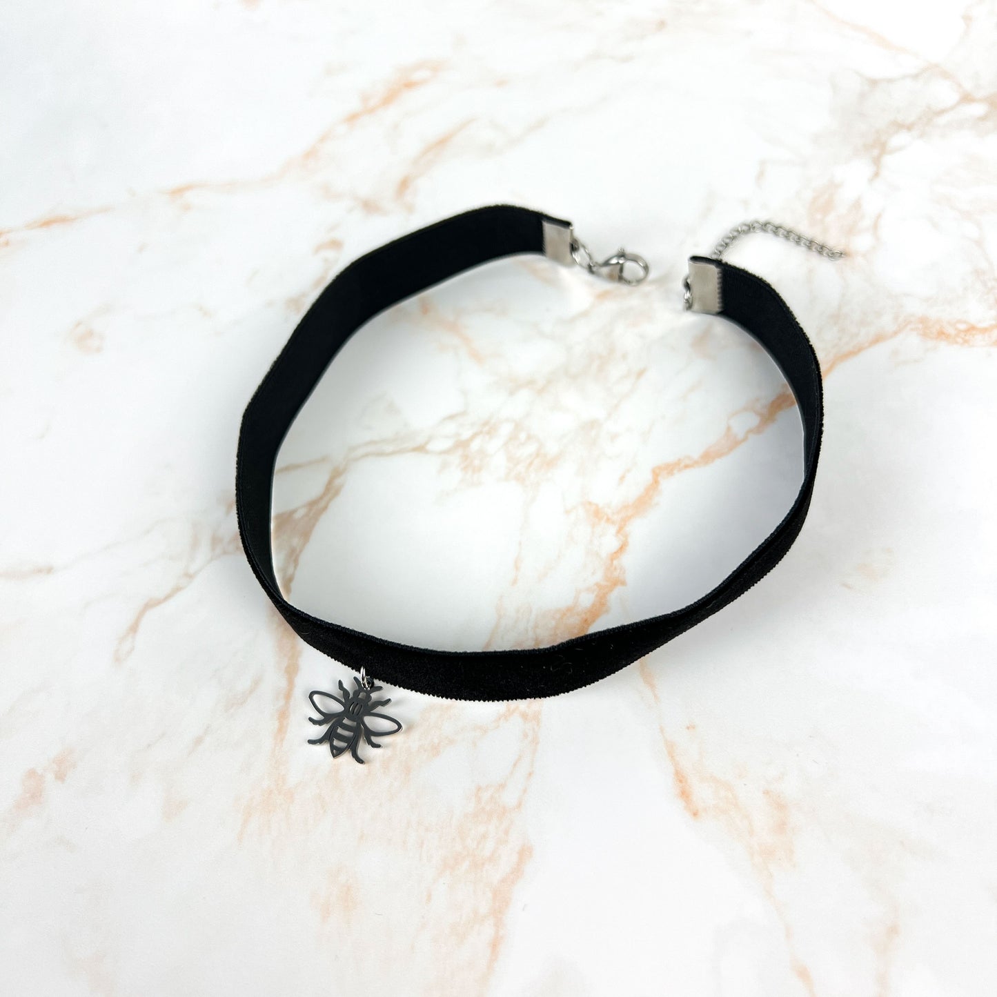 Black velvet bee baroque choker, stainless steel Baguette Magick