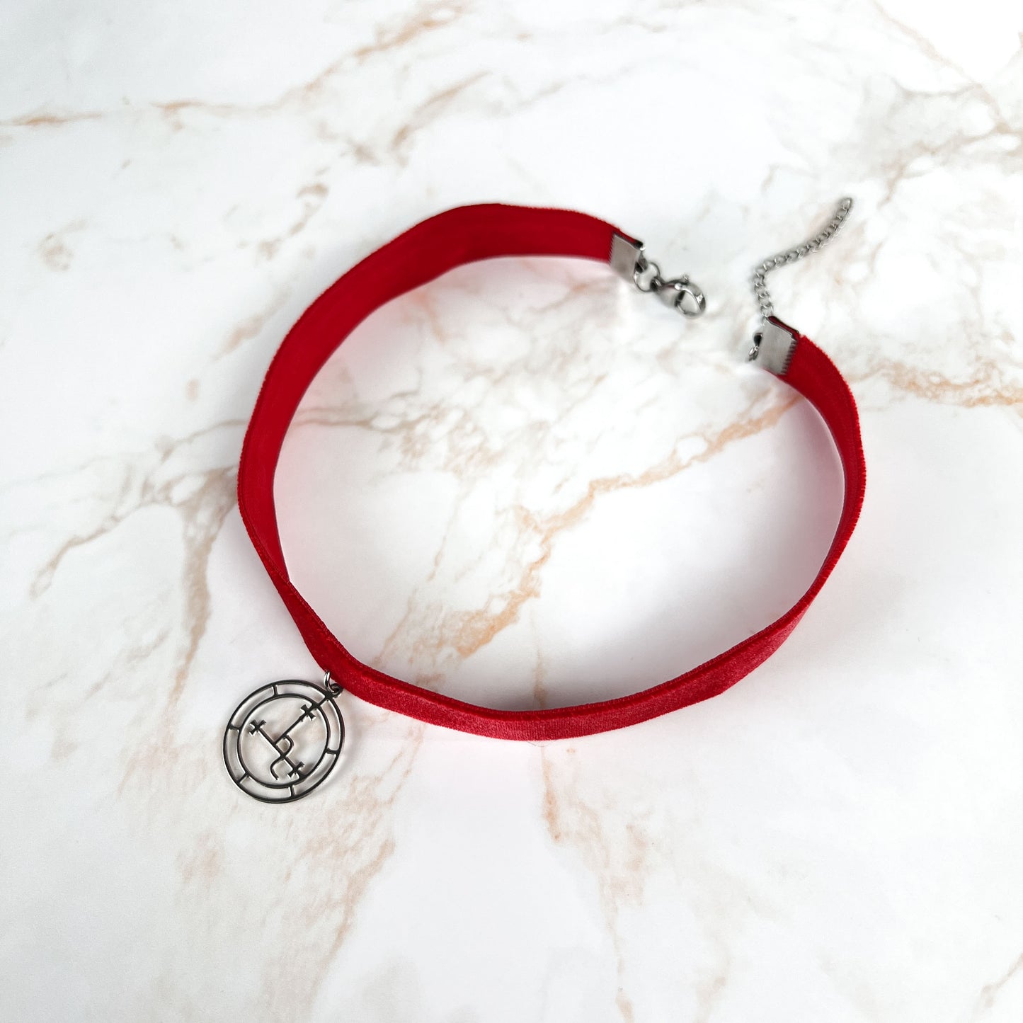 Red velvet Lilith sigil occult gothic choker, stainless steel Baguette Magick
