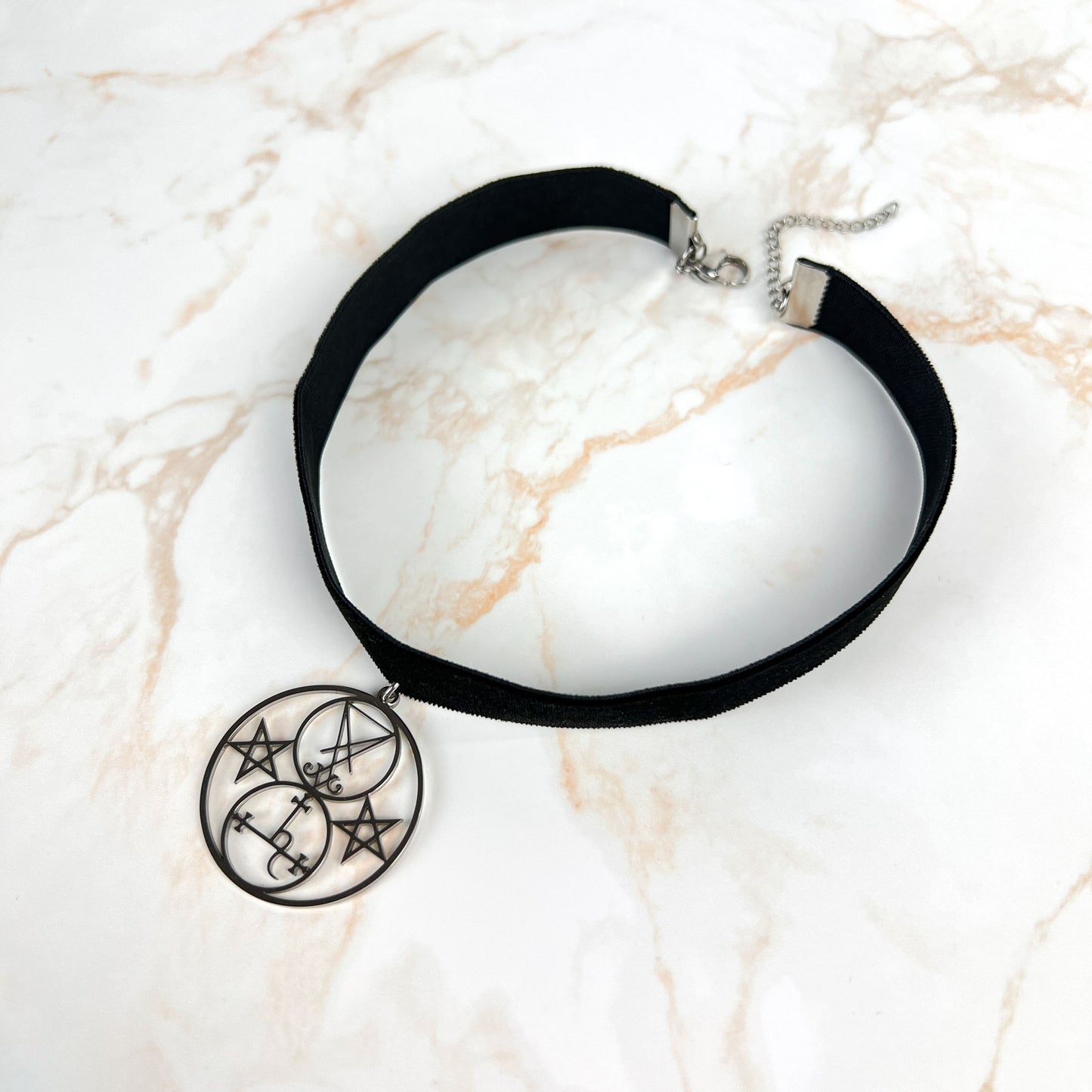 Black velvet Luciferian occult witch choker, stainless steel Baguette Magick