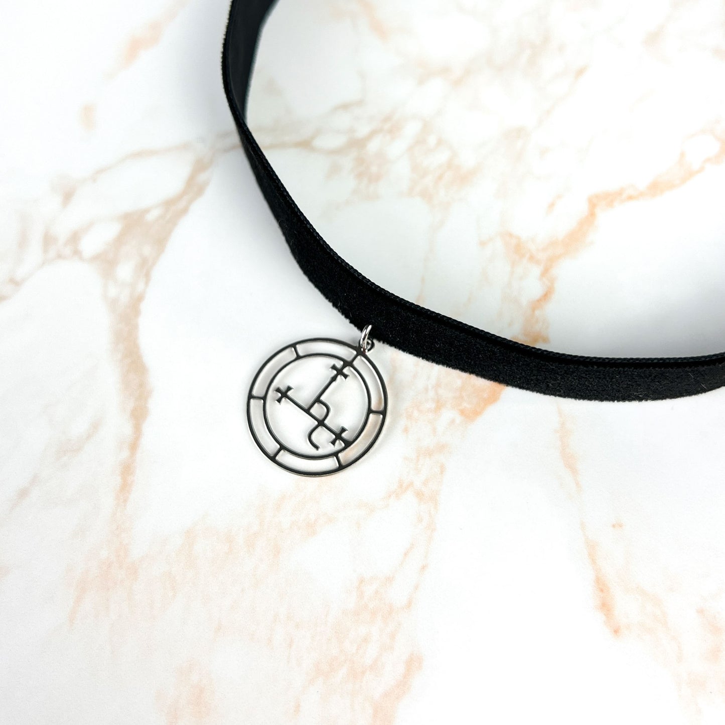 Black velvet Lilith sigil occult gothic choker, stainless steel Baguette Magick