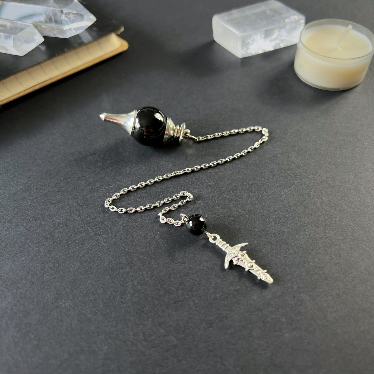 Pendule de radiesthésie Sephoroton agate noire, obsidienne et poignard