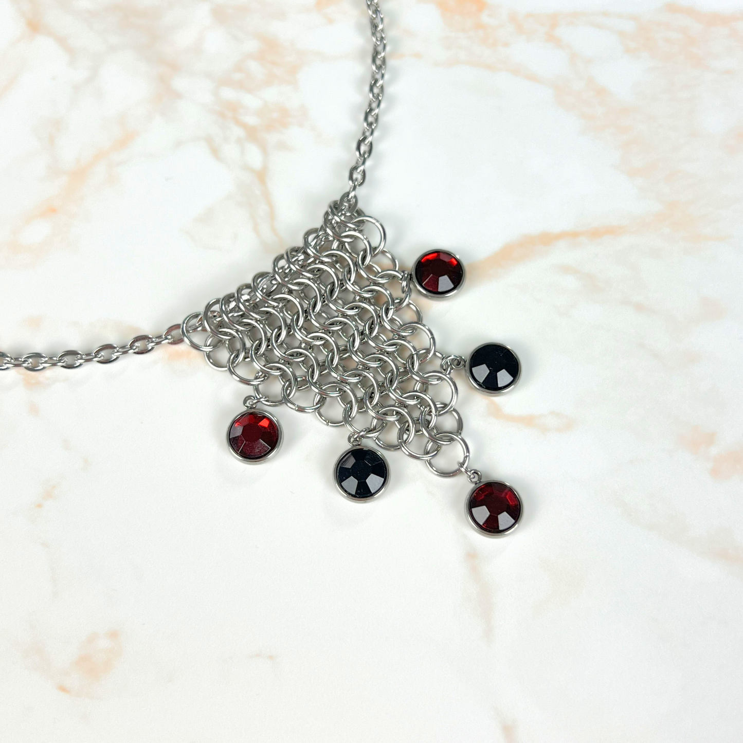 Black and red rhinestones chainmail choker, European 4 in 1 Baguette Magick