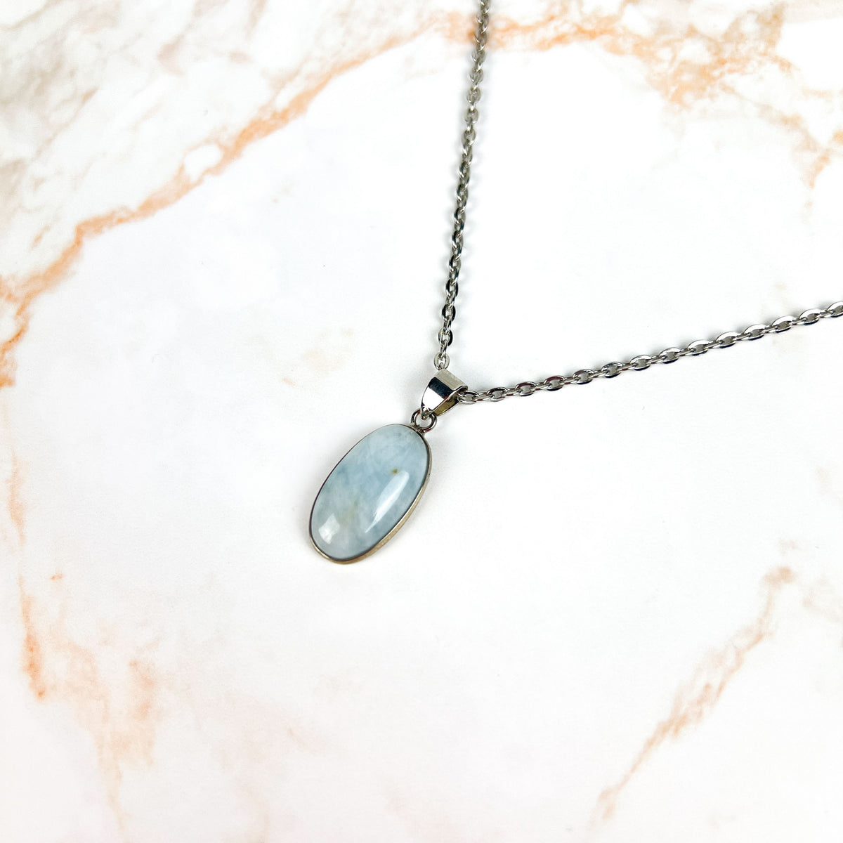 Aquamarine pendant necklace lithotherapy jewelry Baguette Magick