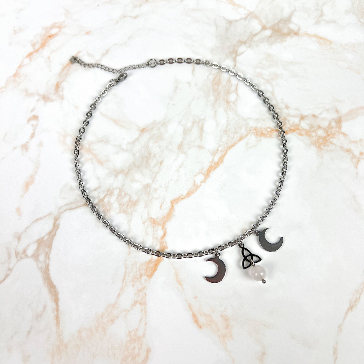 Triple moon Triquetra necklace made of stainless steel and gemstone Baguette Magick