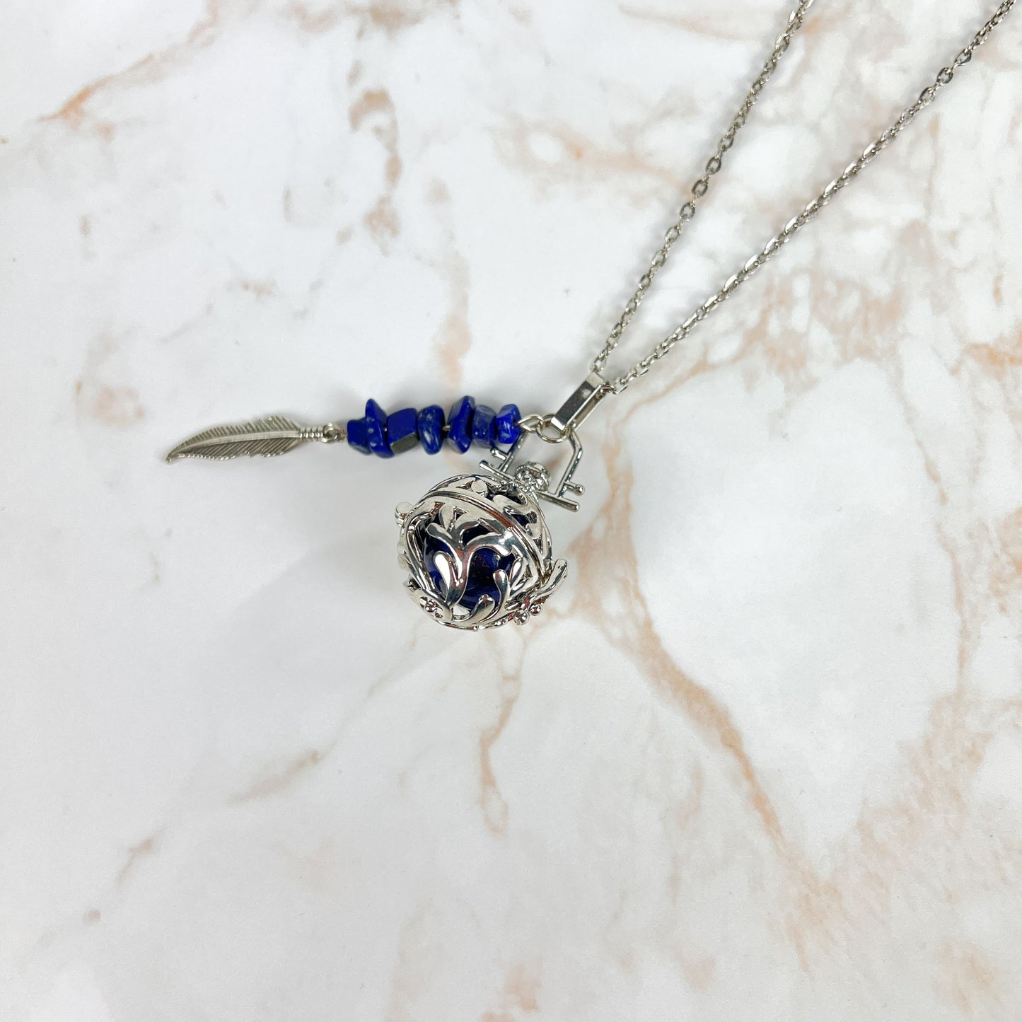 Lapis lazuli locket necklace Baguette Magick