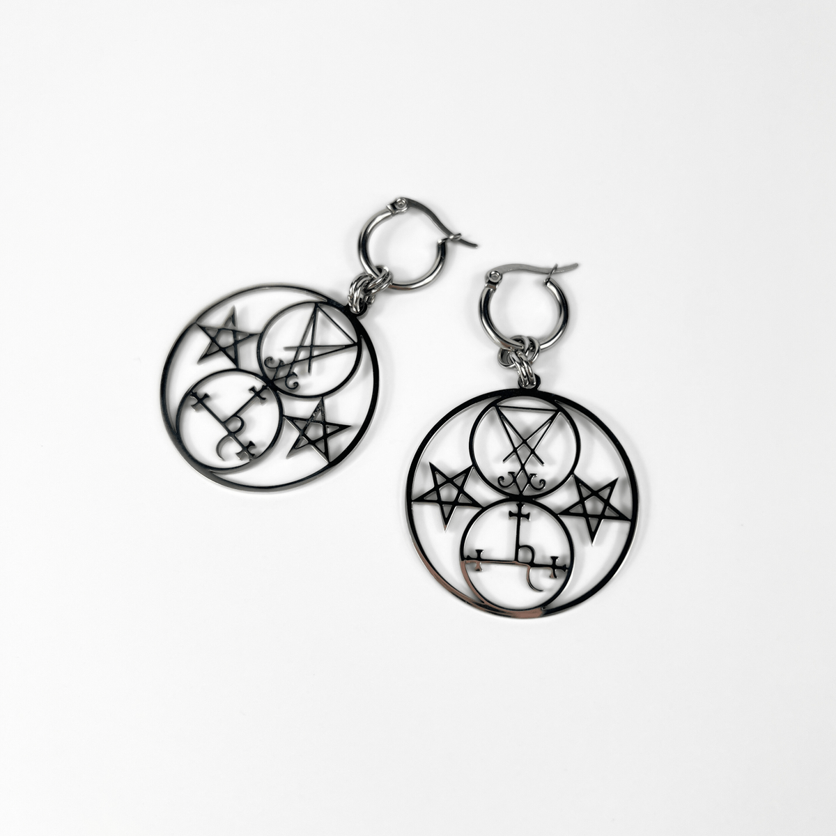 Luciferian earrings, Lilith and Lucifer sigils, inverted pentacle Baguette Magick