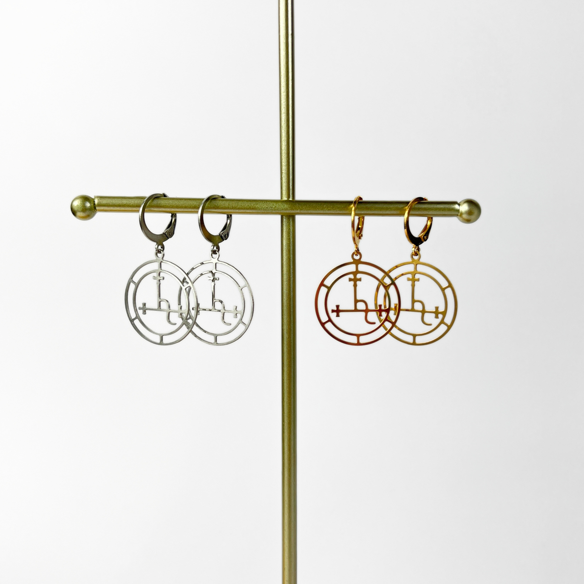 Boucles d'oreilles à l'effigie de Lilith, couleur or ou argent, acier inoxydable