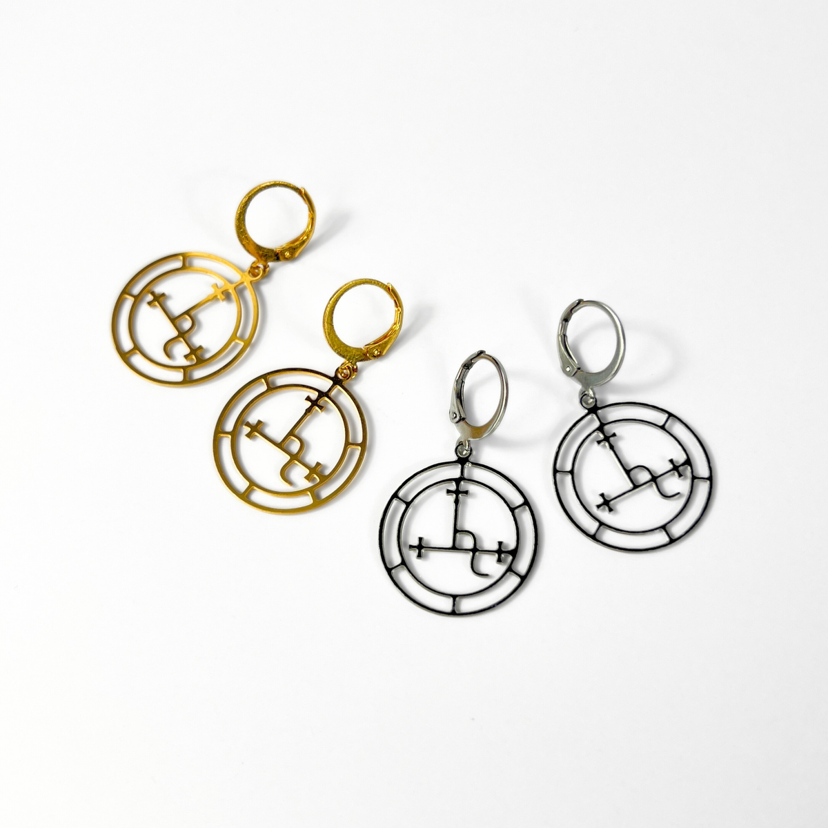 Boucles d'oreilles à l'effigie de Lilith, couleur or ou argent, acier inoxydable