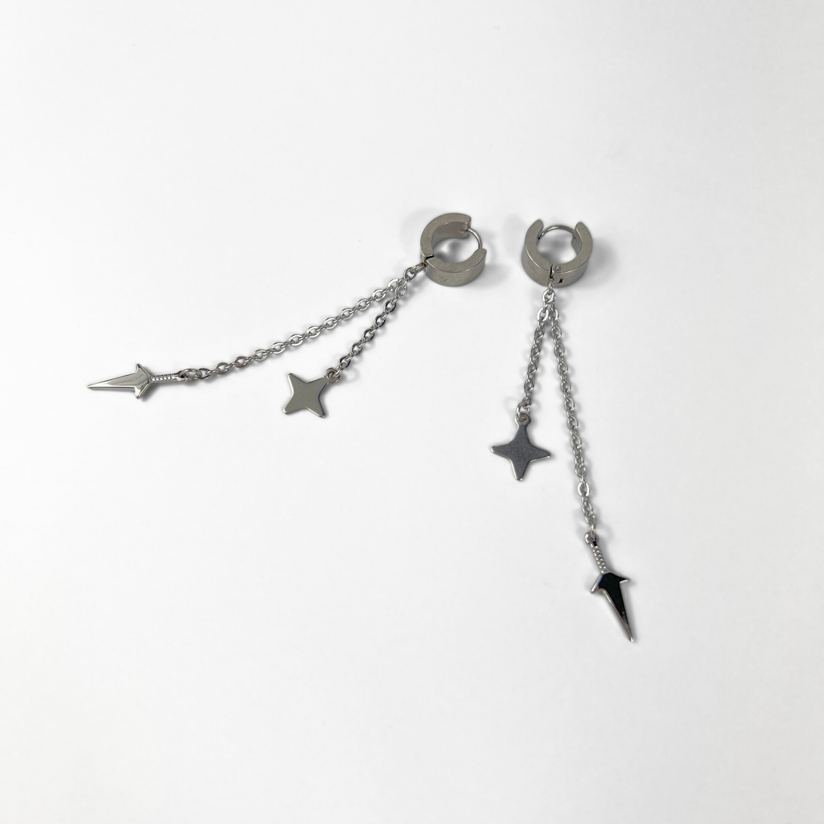 Kunai and shuriken earring, Mono or Pair Baguette Magick