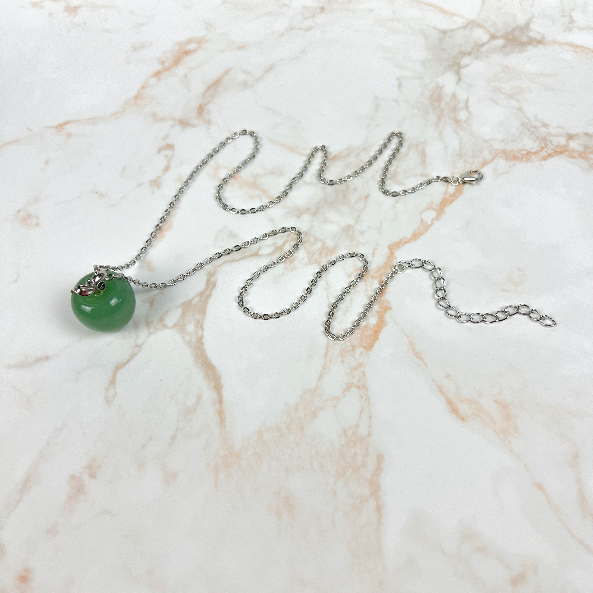 Aventurine apple gemstone necklace Baguette Magick