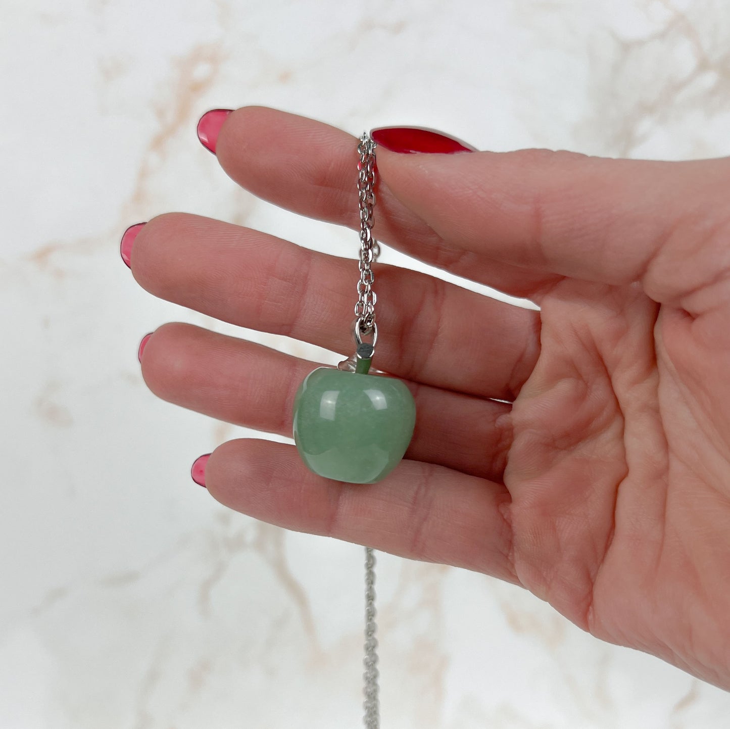Aventurine apple gemstone necklace Baguette Magick