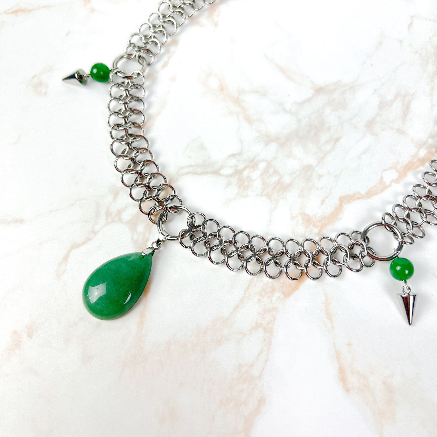 Aventurine European chainmail teardrop pendant necklace Baguette Magick