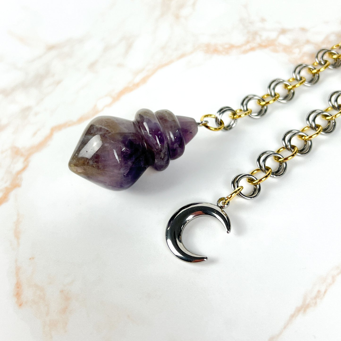 Amethyst chainmail Moon crescent pendulum, stainless steel and 18K gold plated Baguette Magick
