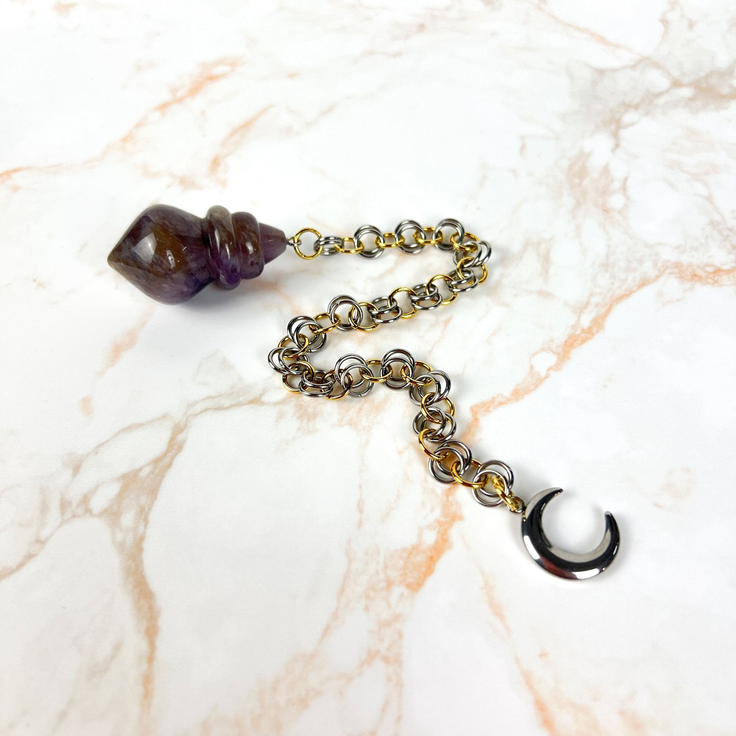 Amethyst chainmail Moon crescent pendulum, stainless steel and 18K gold plated Baguette Magick