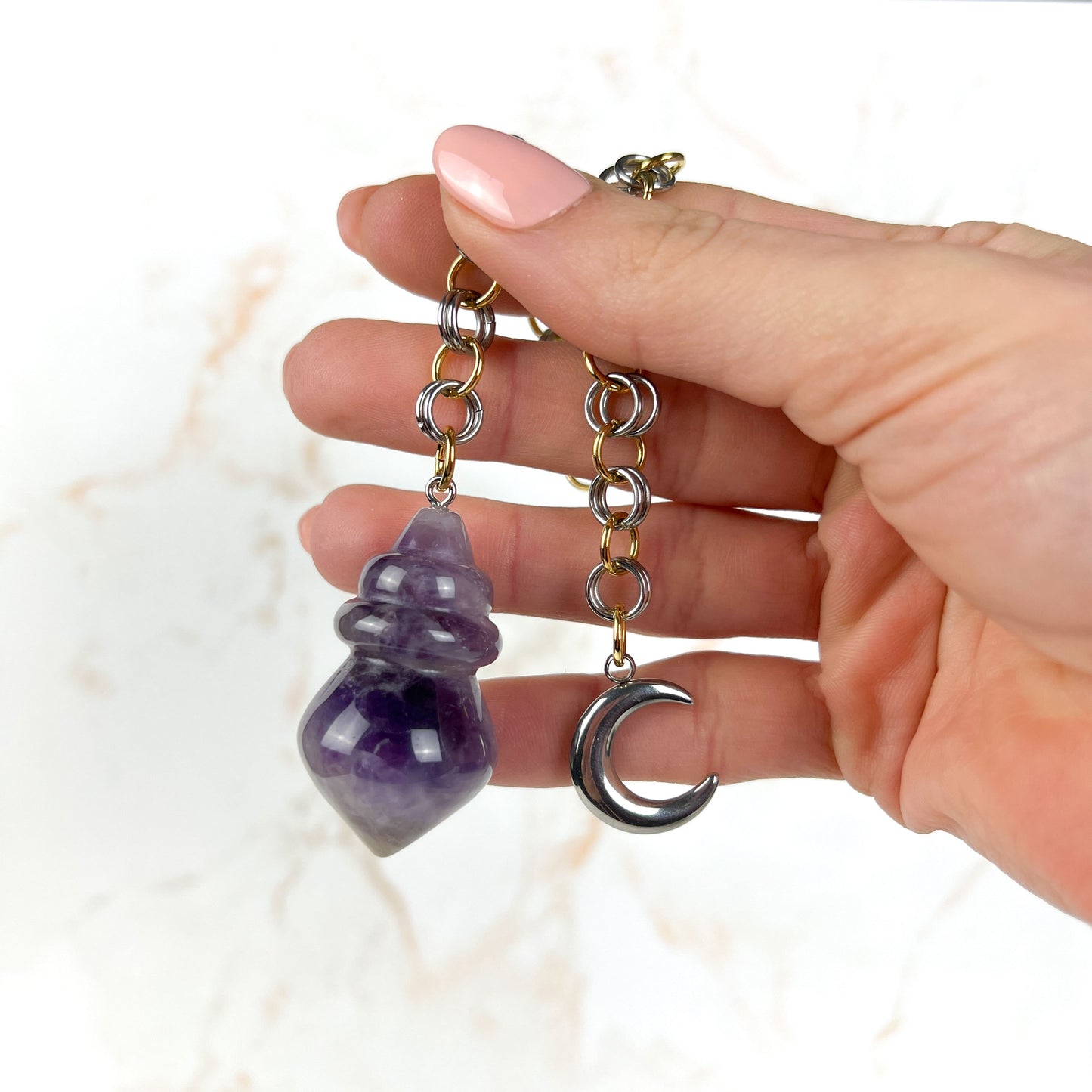 Amethyst chainmail Moon crescent pendulum, stainless steel and 18K gold plated Baguette Magick